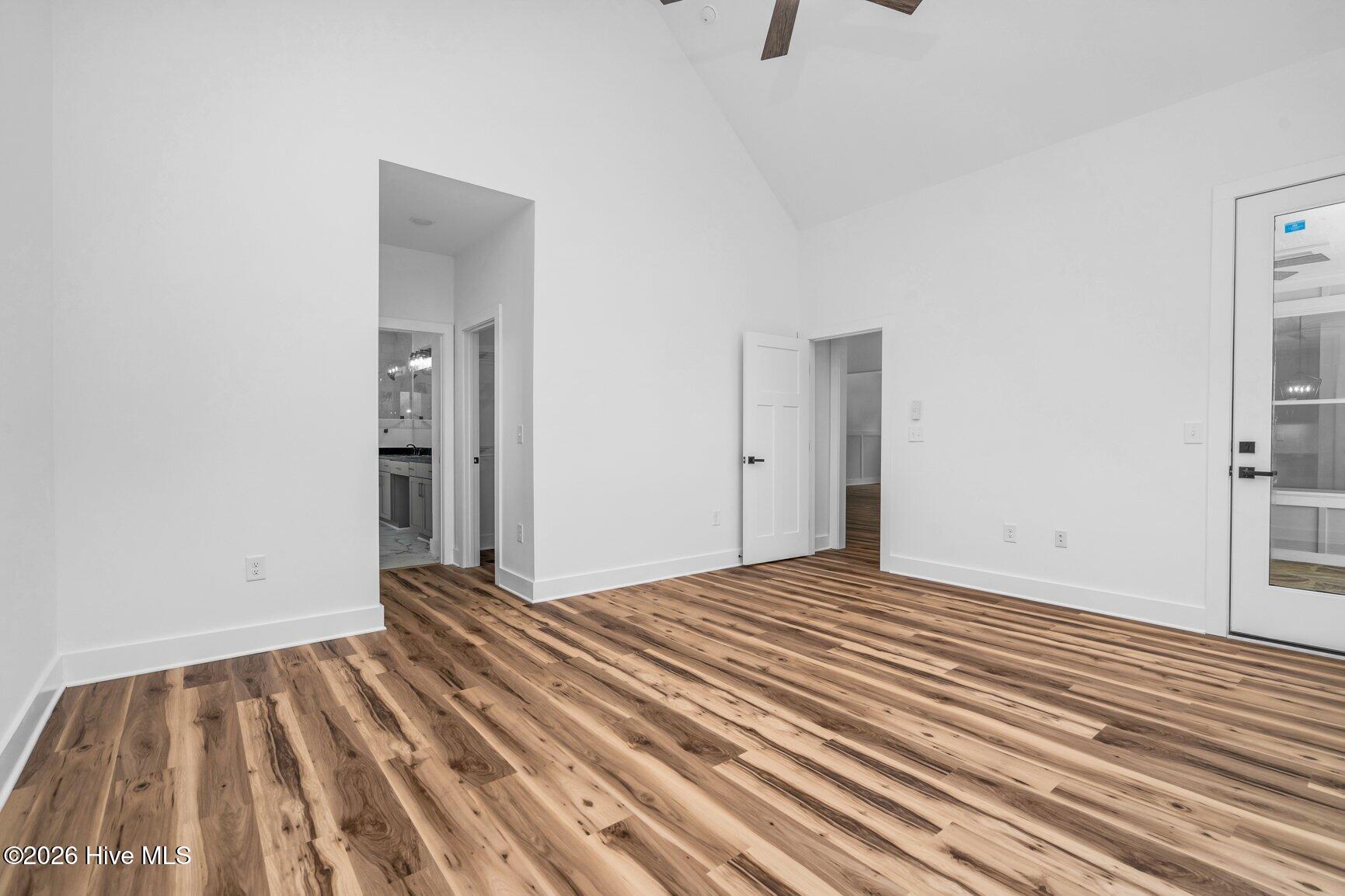 15 Black Feather Lane Property Photo 17