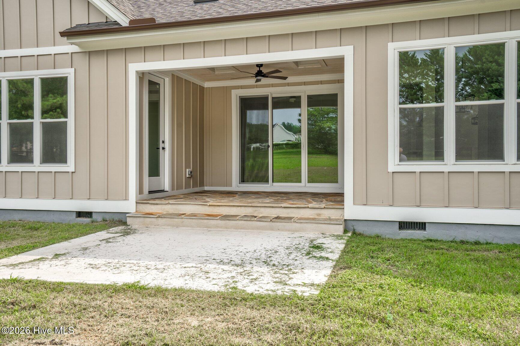 15 Black Feather Lane Property Photo 42