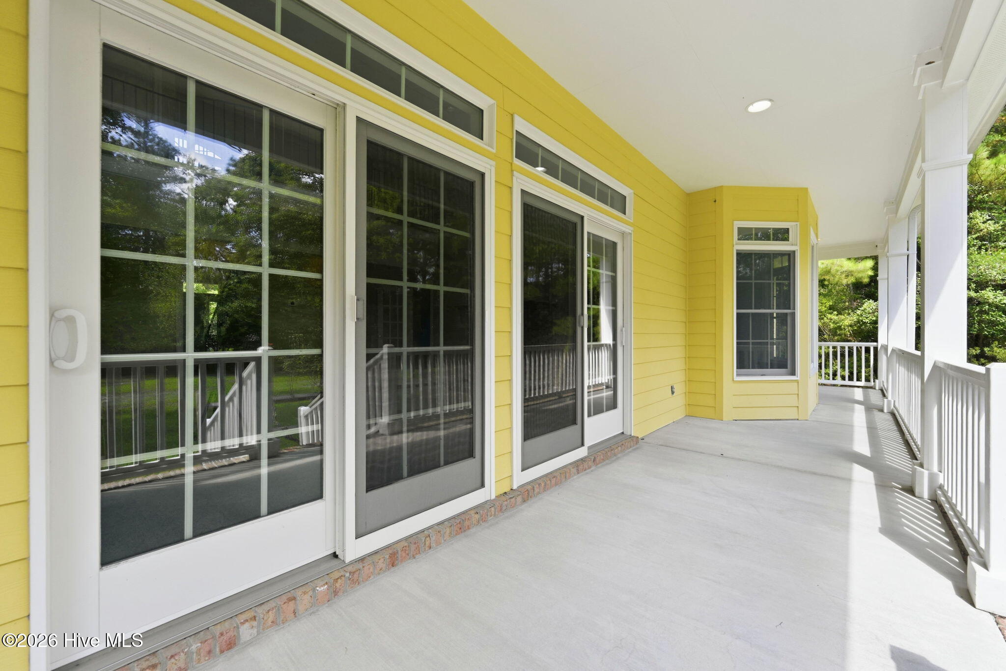 303 Creekview Drive Property Photo 15