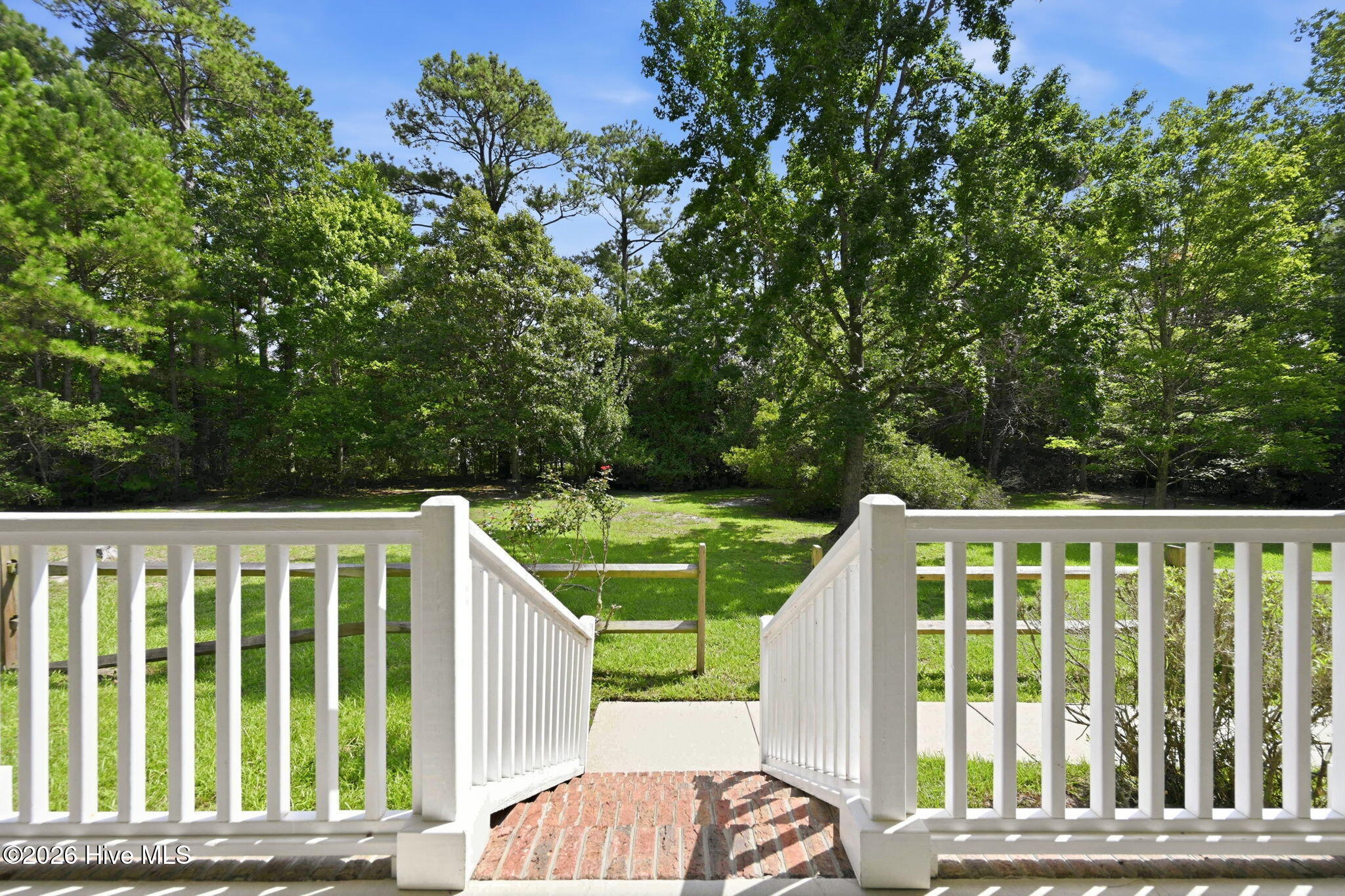 303 Creekview Drive Property Photo 16