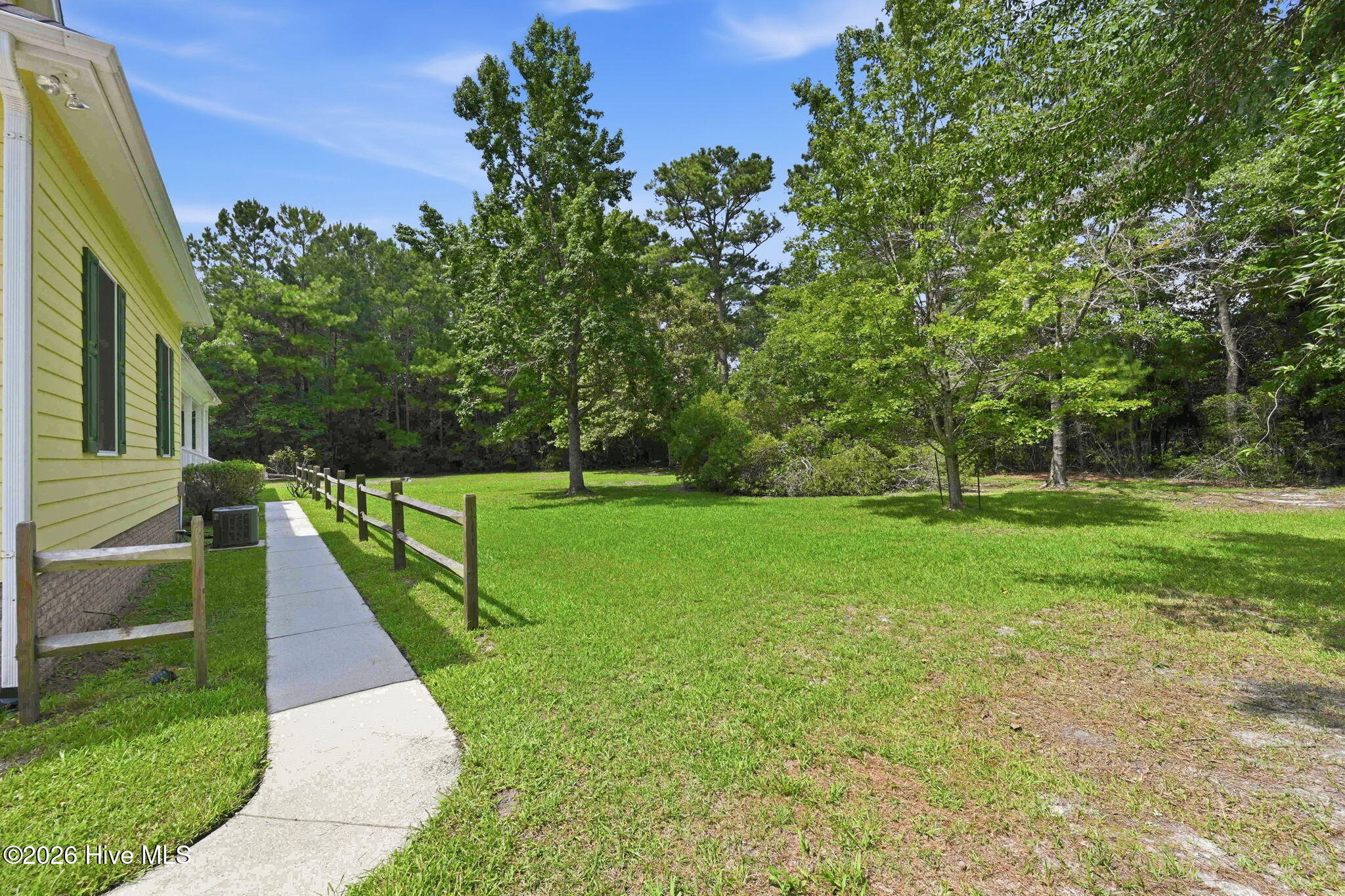 303 Creekview Drive Property Photo 17