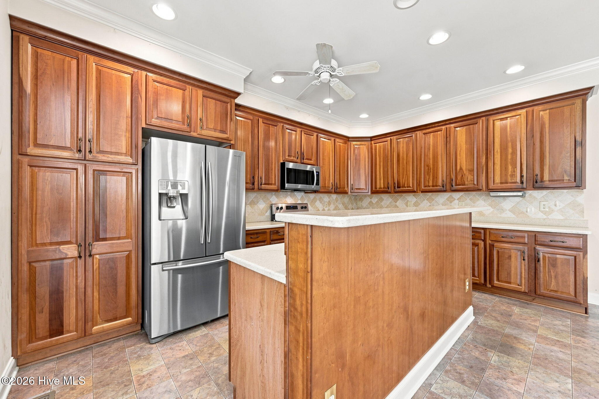 303 Creekview Drive Property Photo 23