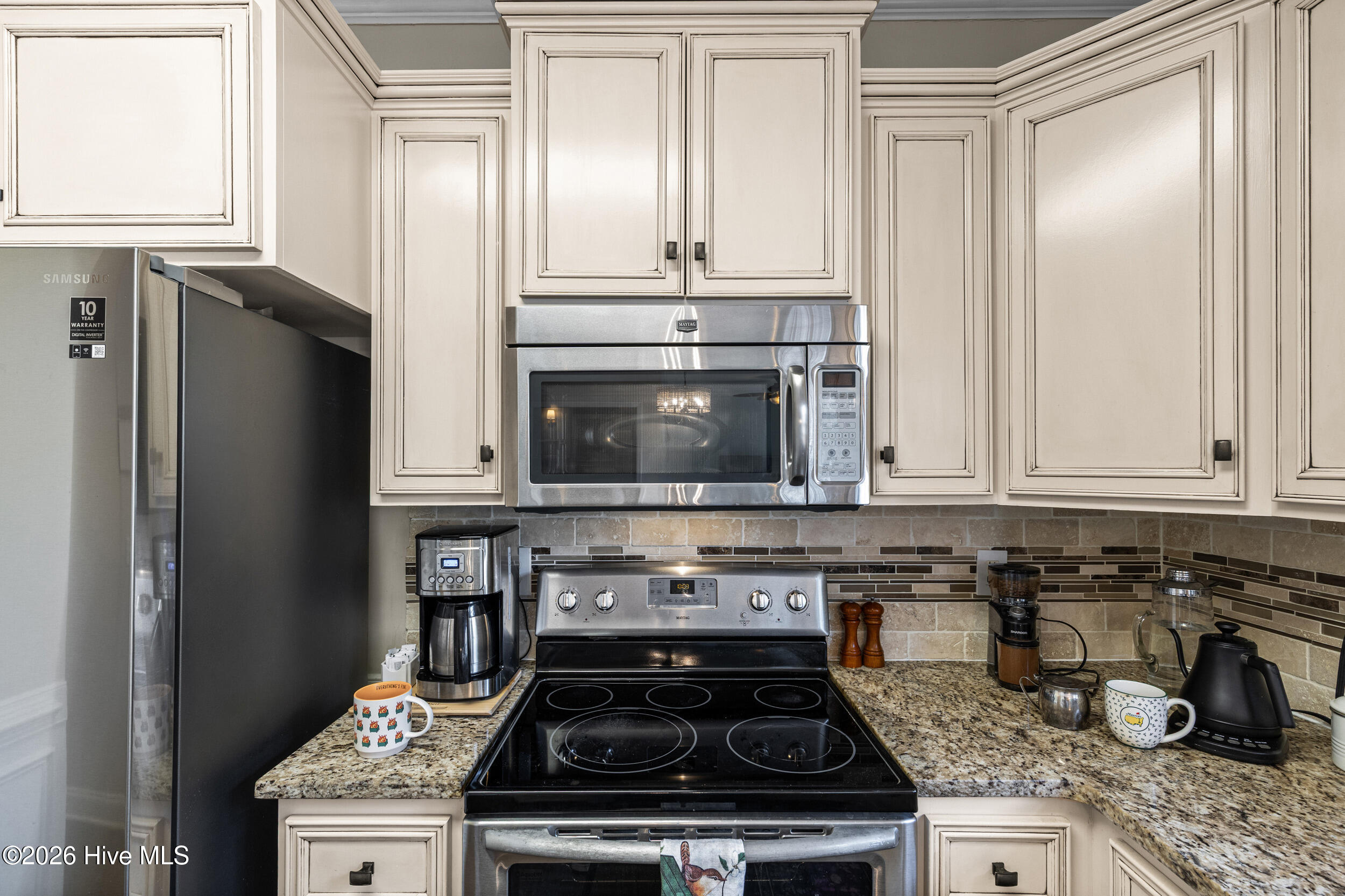 1088 Hampstead Place Property Photo 16