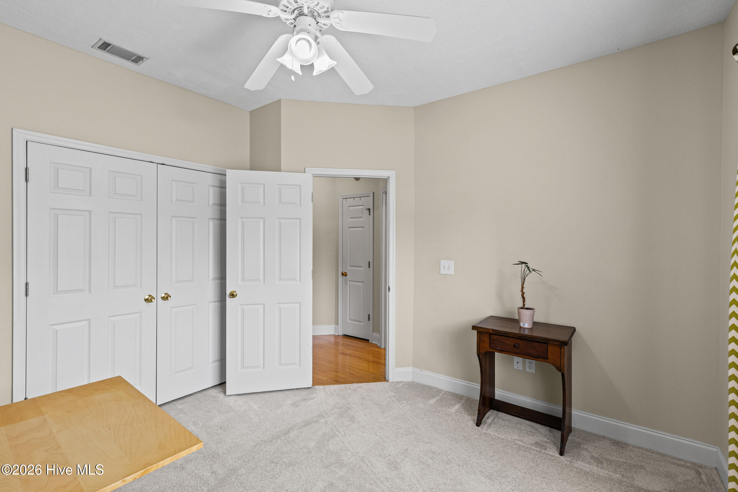 1088 Hampstead Place Property Photo 31