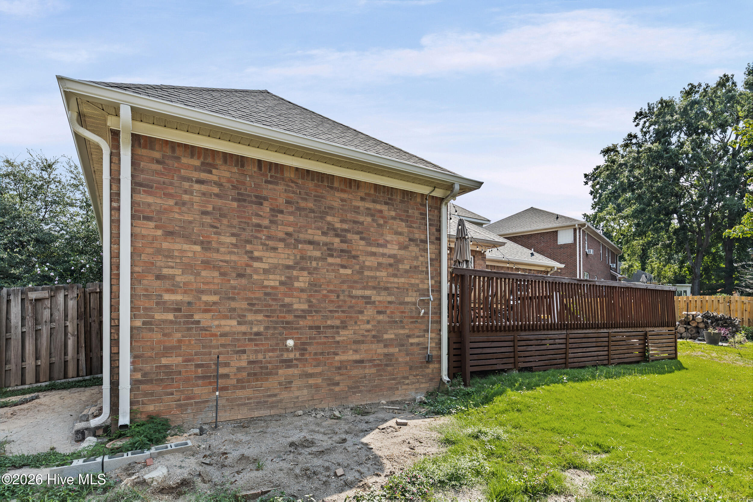 1088 Hampstead Place Property Photo 41