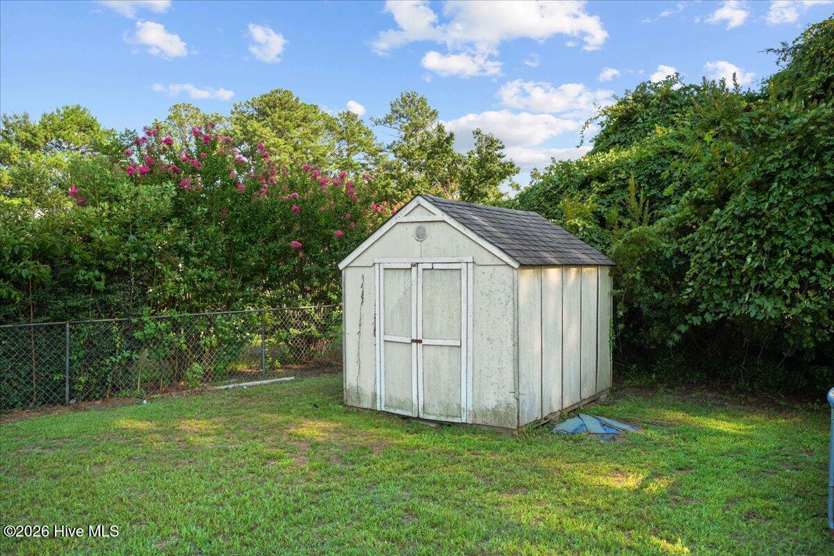 2595 Pine Knoll Drive Property Photo 10