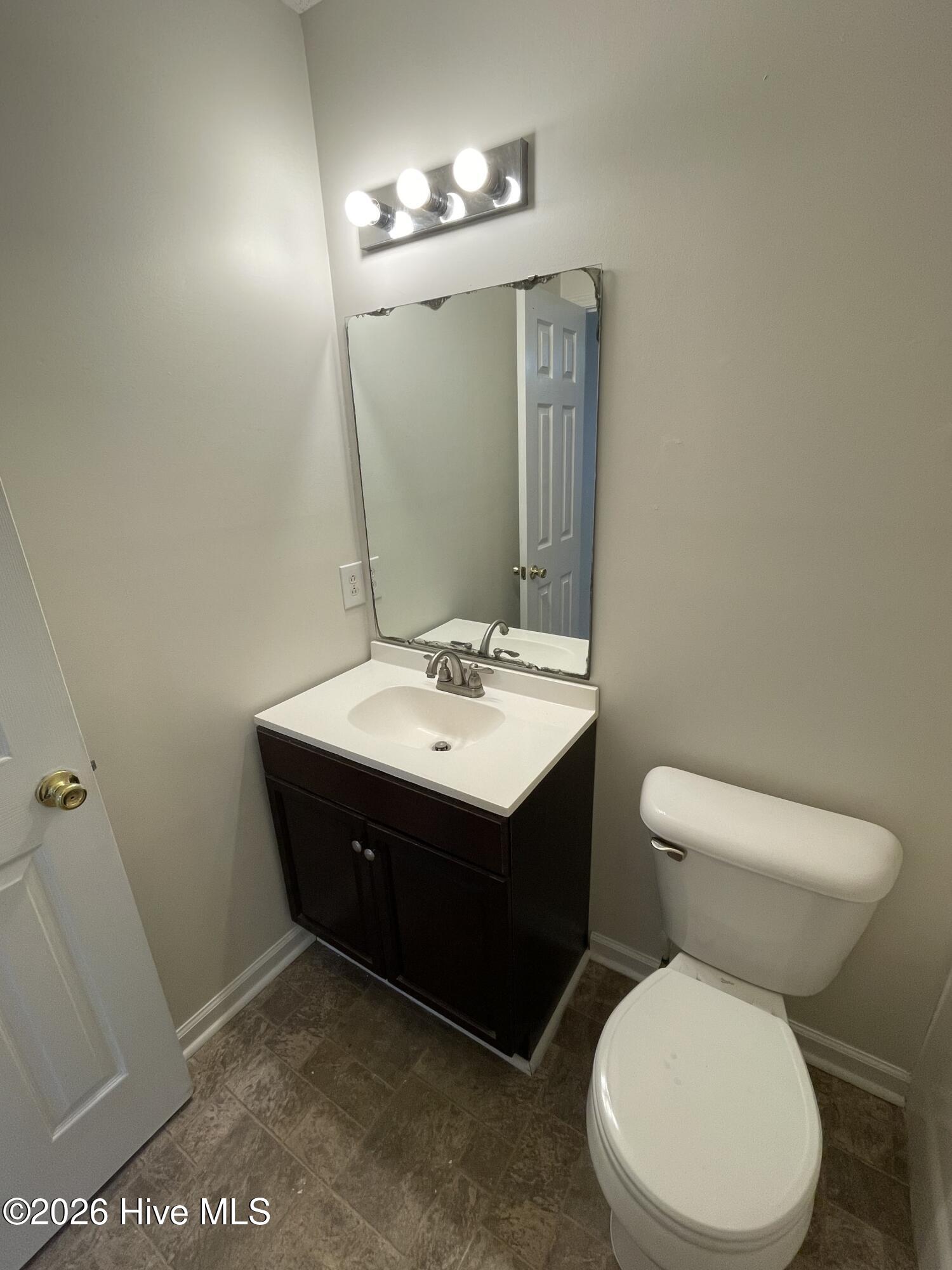 111 Jerrett Lane Property Photo 4