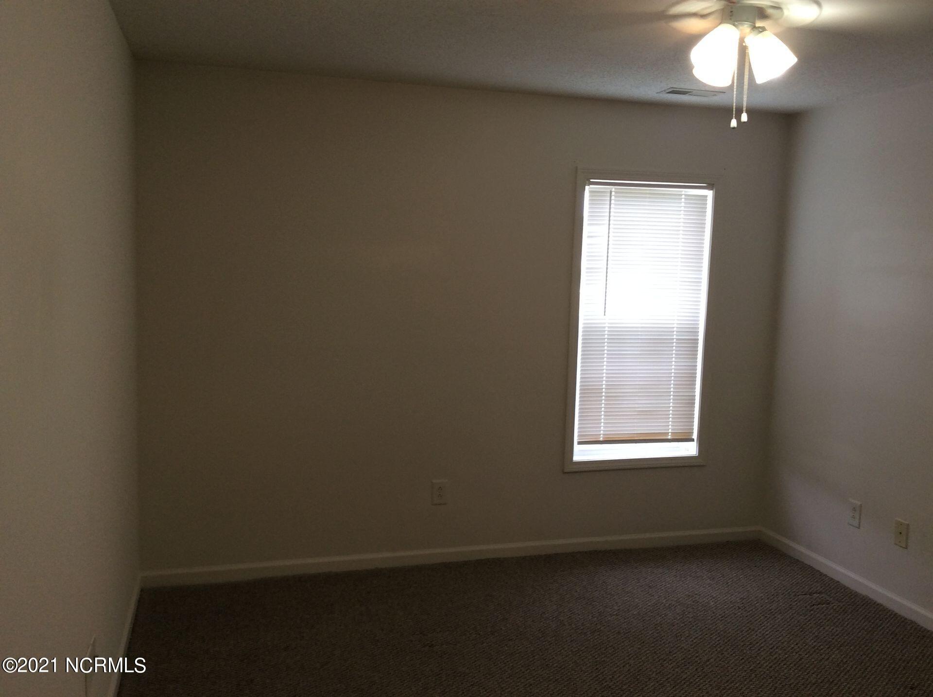 111 Jerrett Lane Property Photo 8