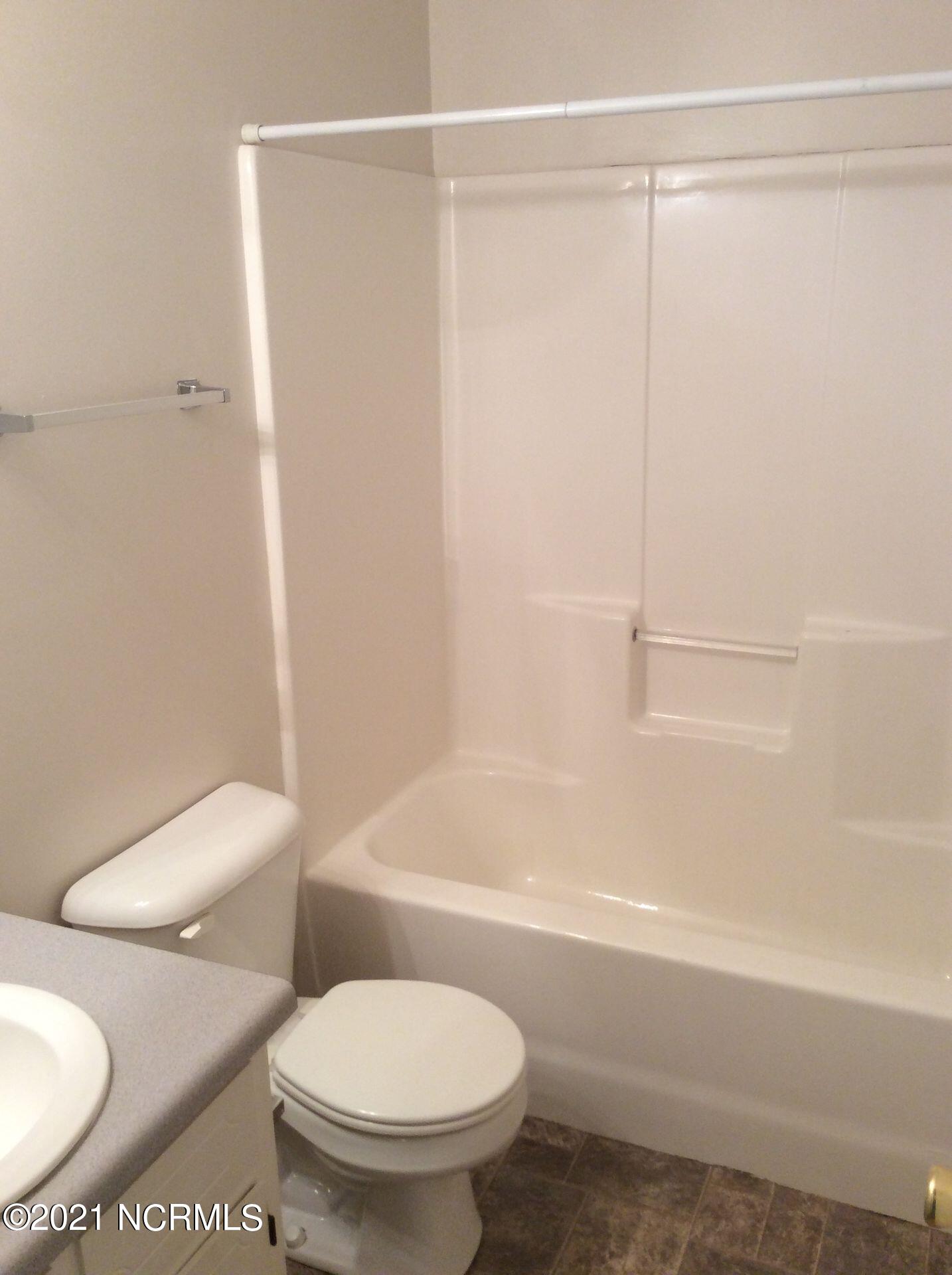 111 Jerrett Lane Property Photo 11