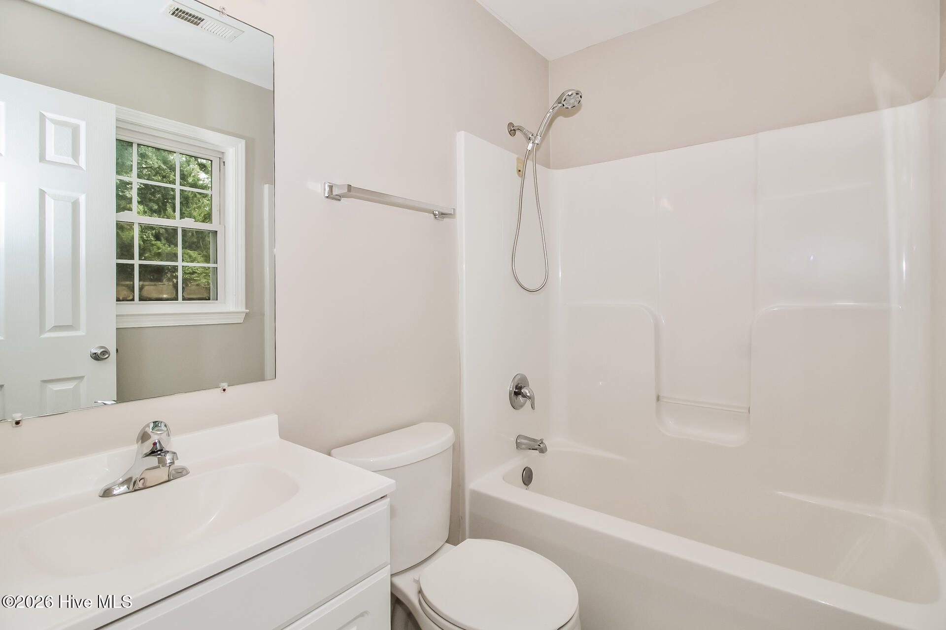 5014 Shaw Court Property Photo 7