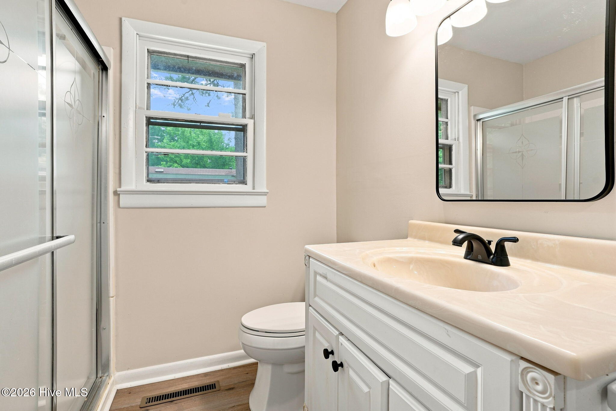 303 Ramsey Lane Property Photo 11
