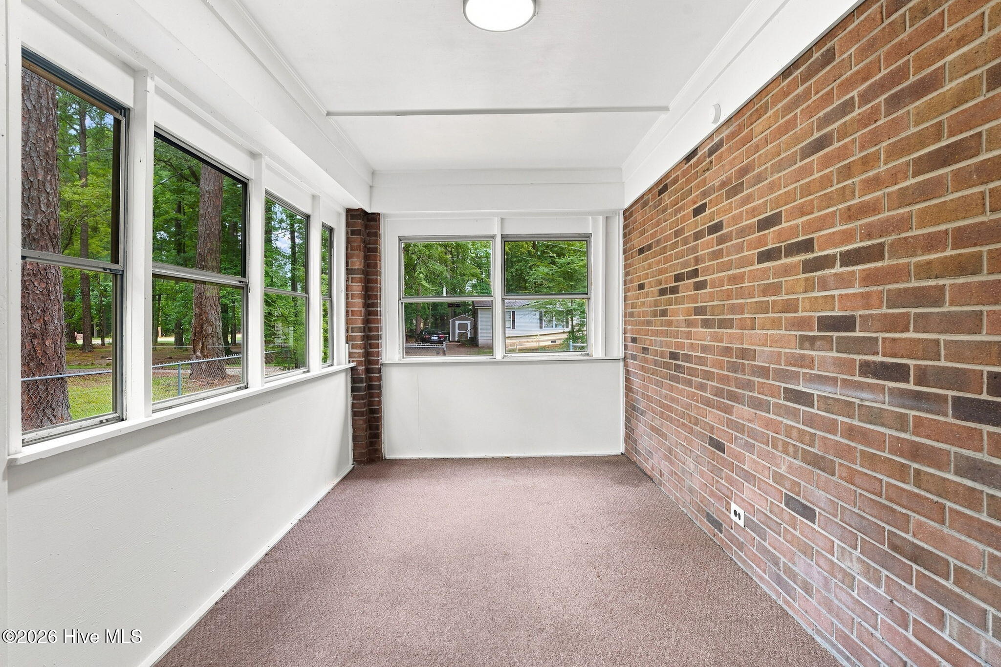 303 Ramsey Lane Property Photo 14