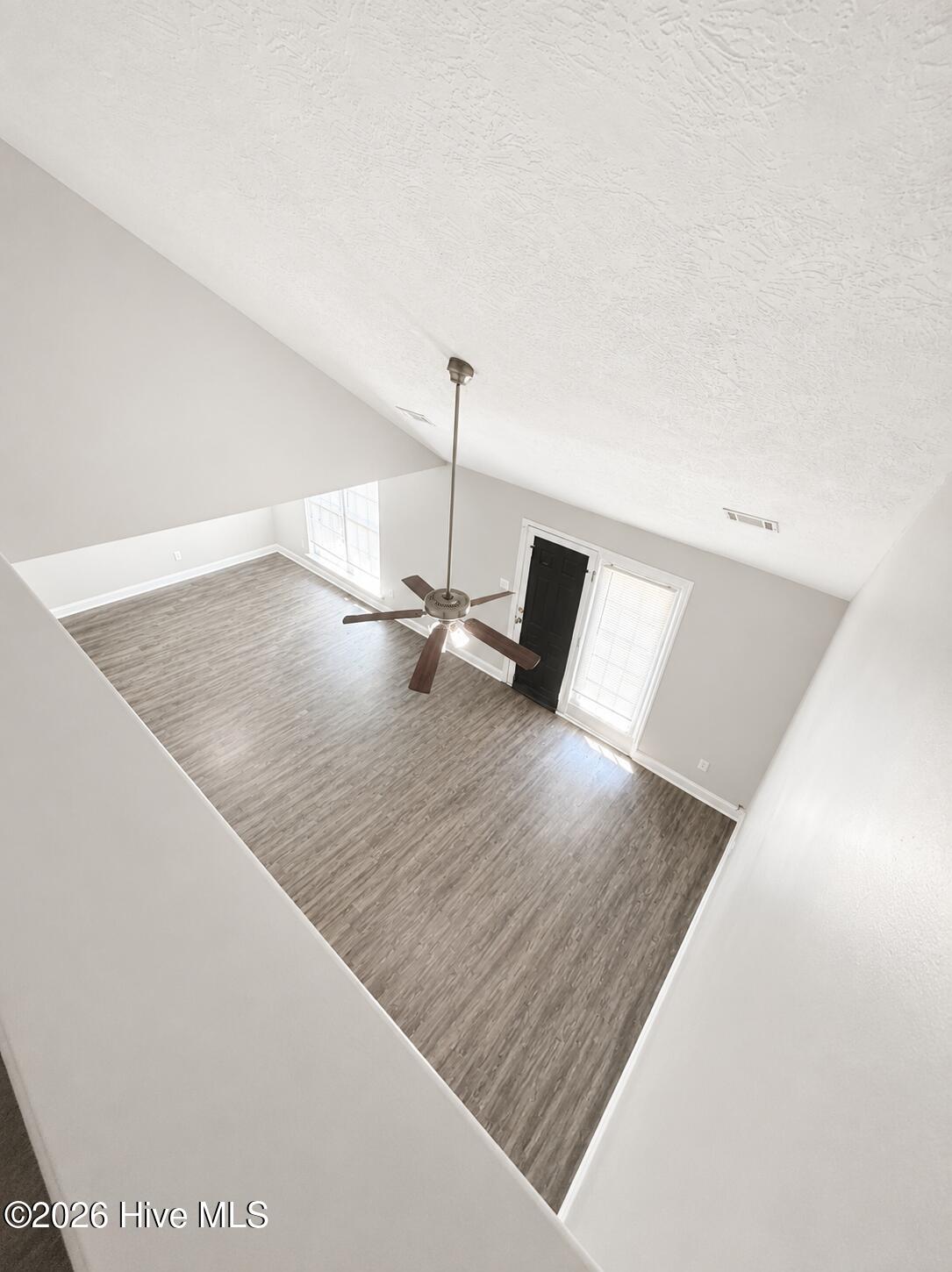 908 Bryan Circle Property Photo 8