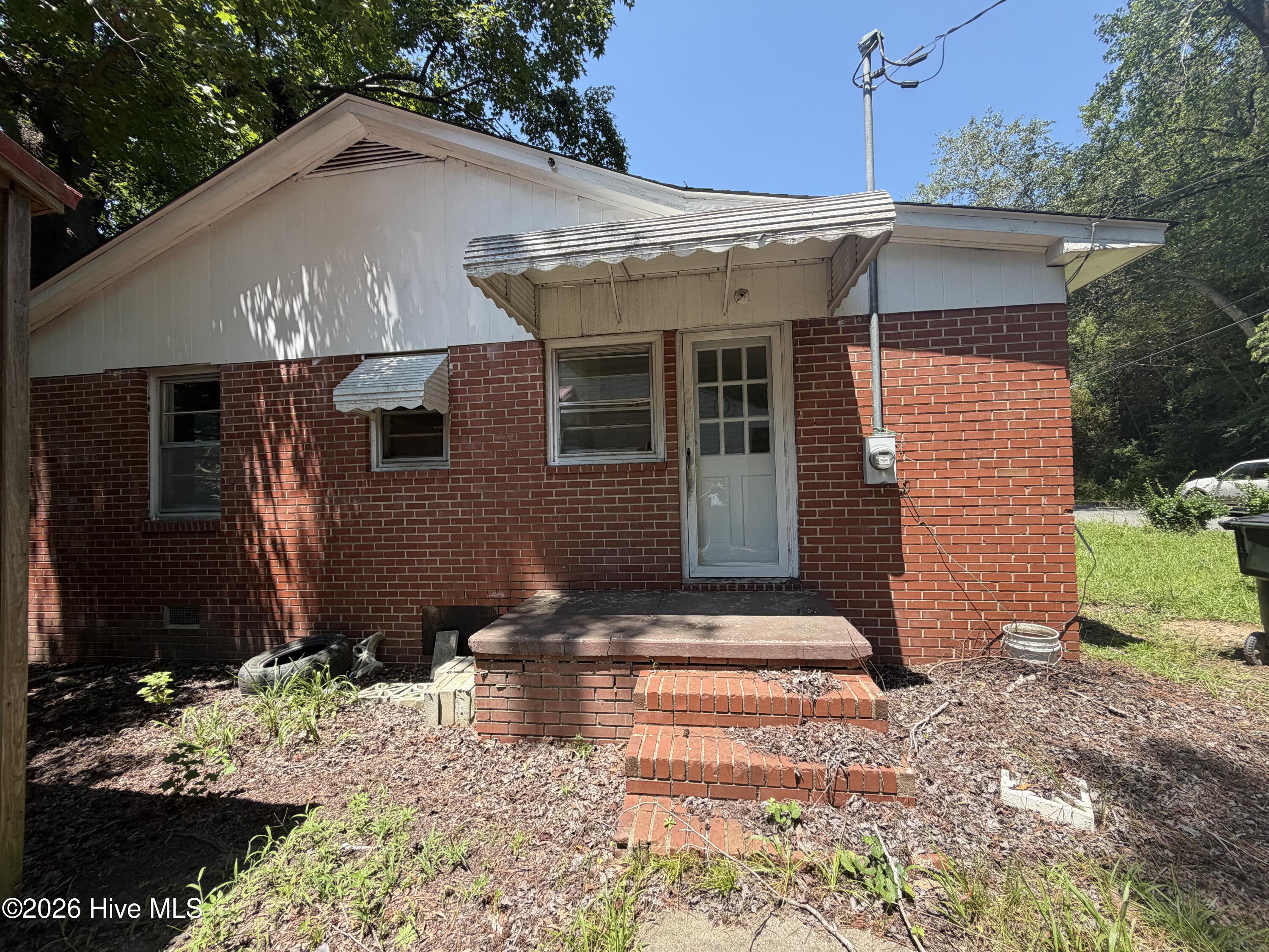 1205 Cedar Lane Property Photo 2