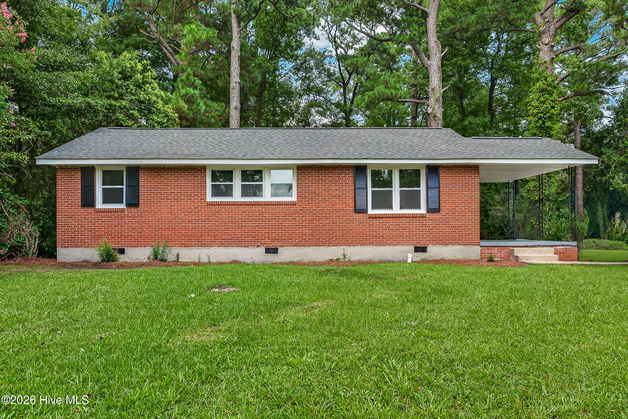 127 Kitt Drive Property Photo 1