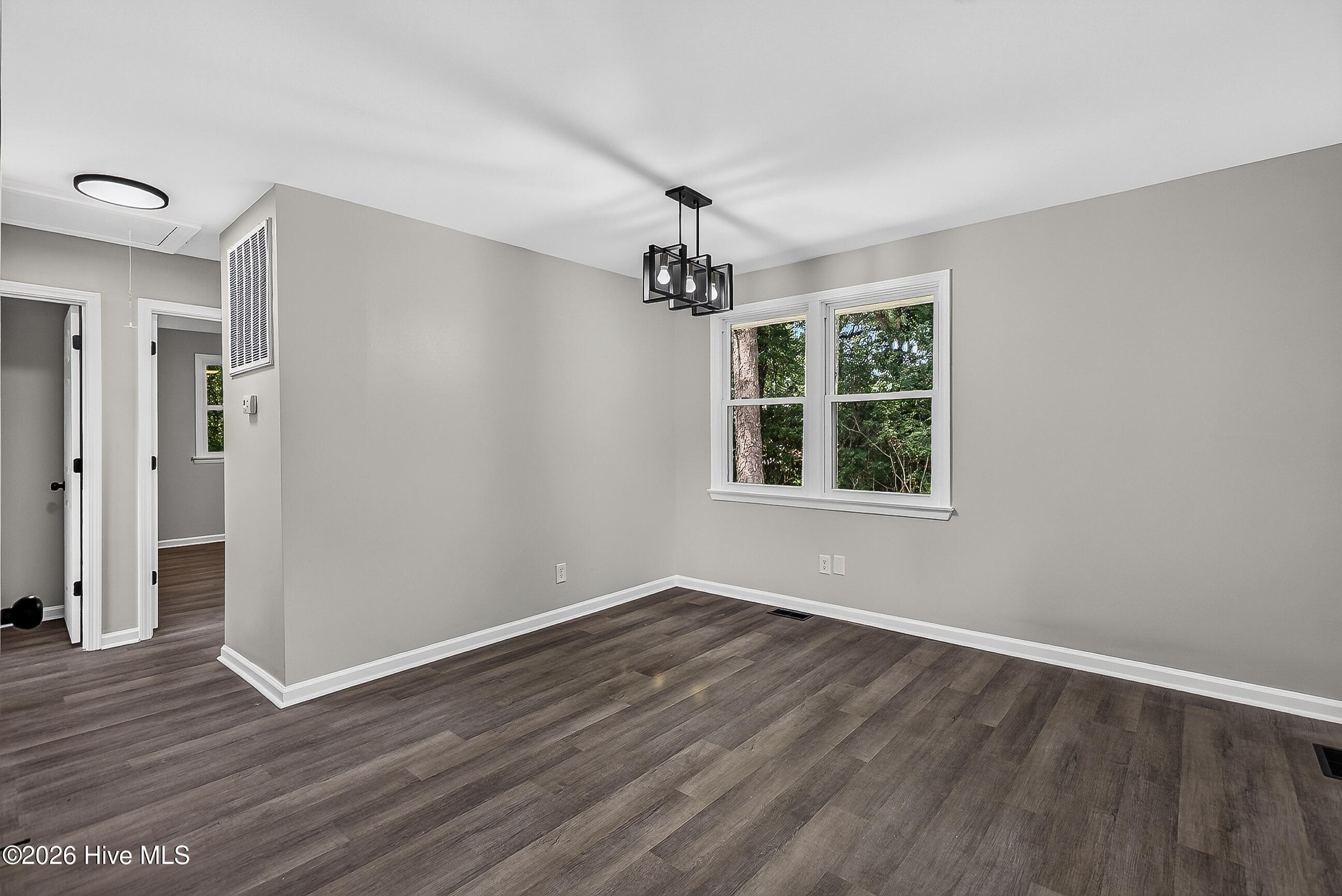 127 Kitt Drive Property Photo 7