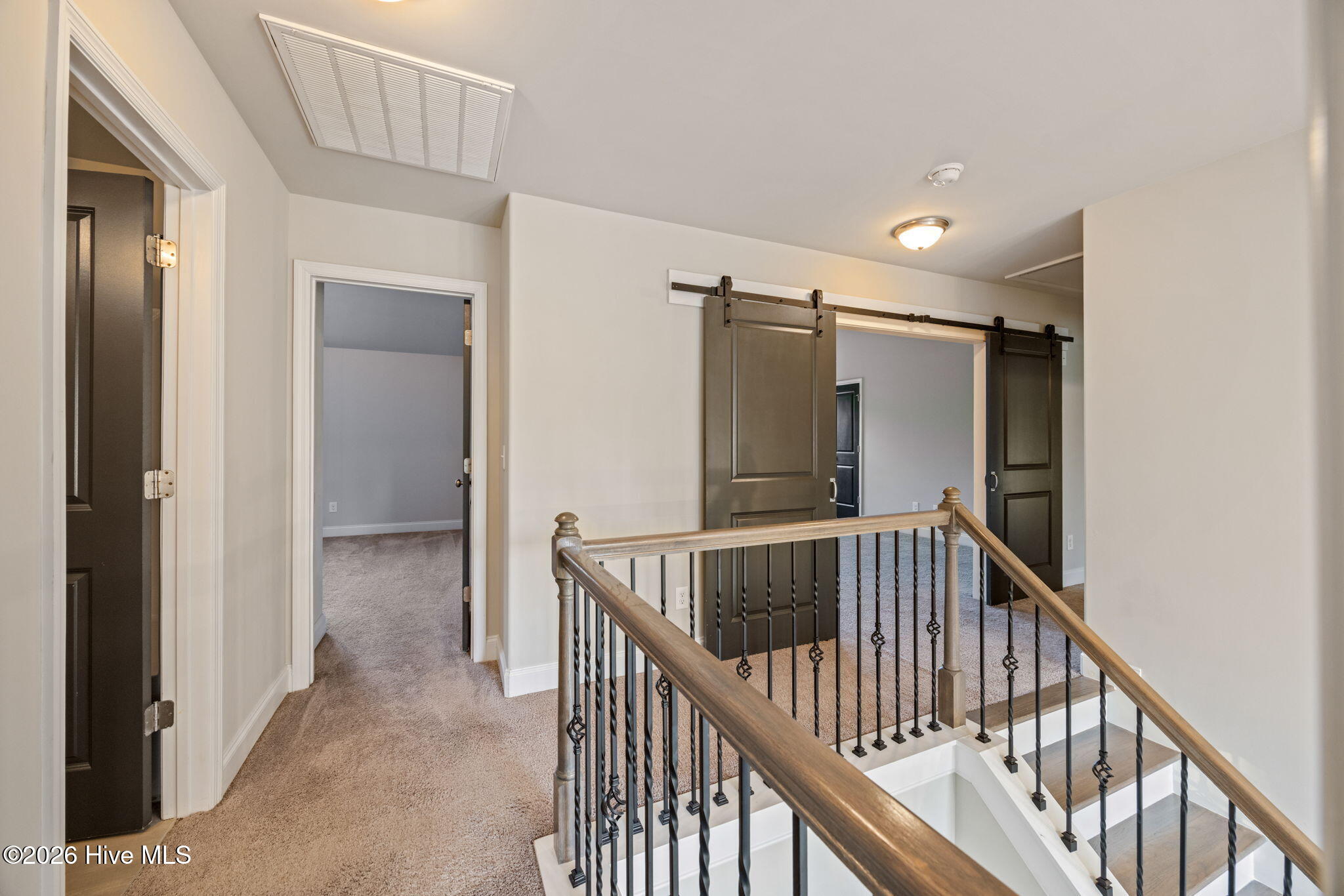 671 Tree Top Trail Property Photo 42