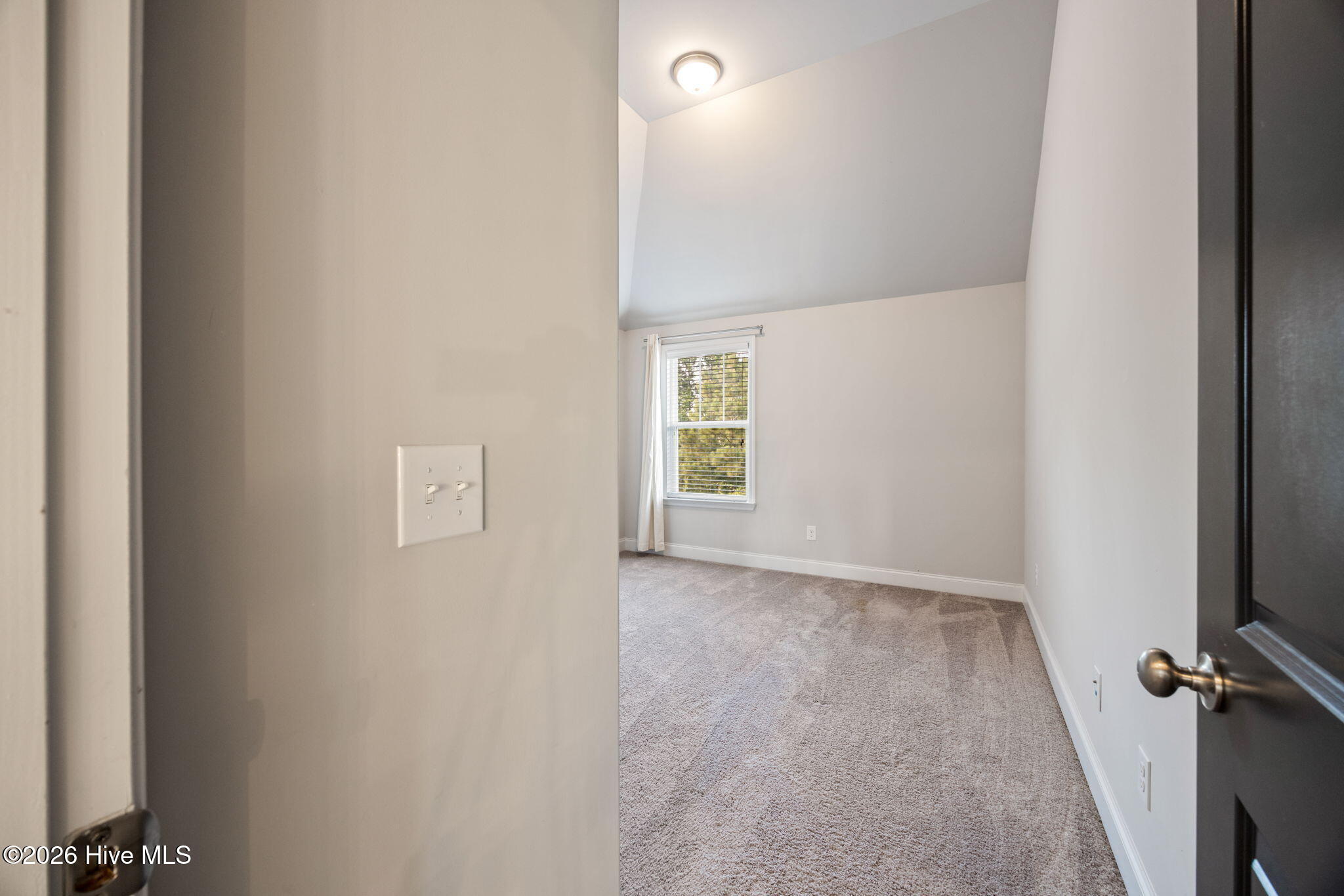 671 Tree Top Trail Property Photo 44