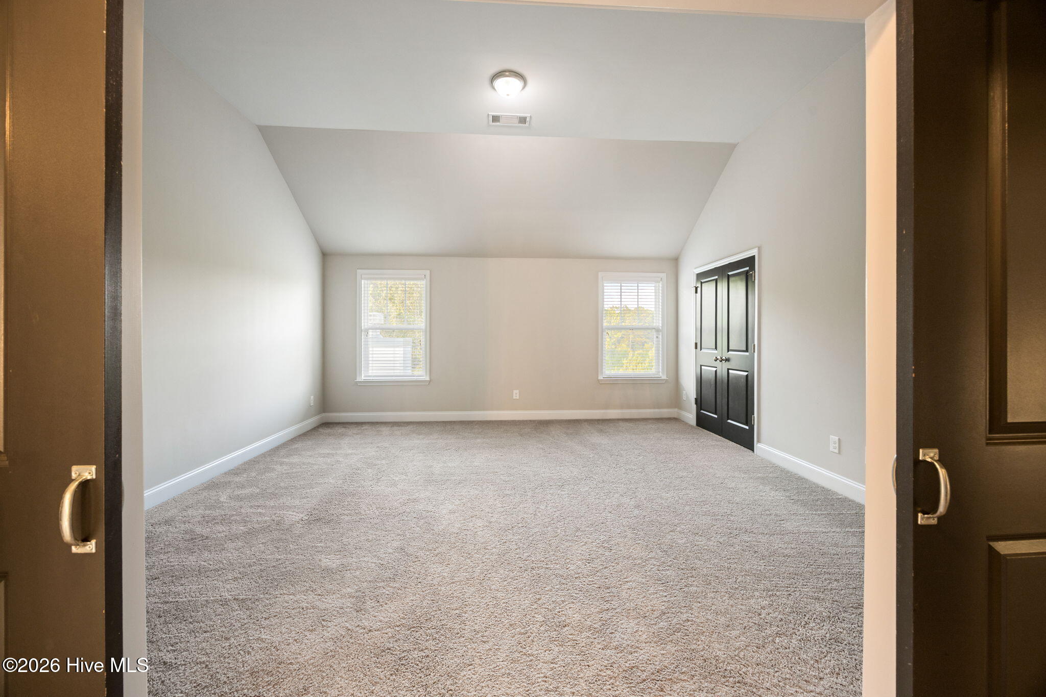 671 Tree Top Trail Property Photo 47