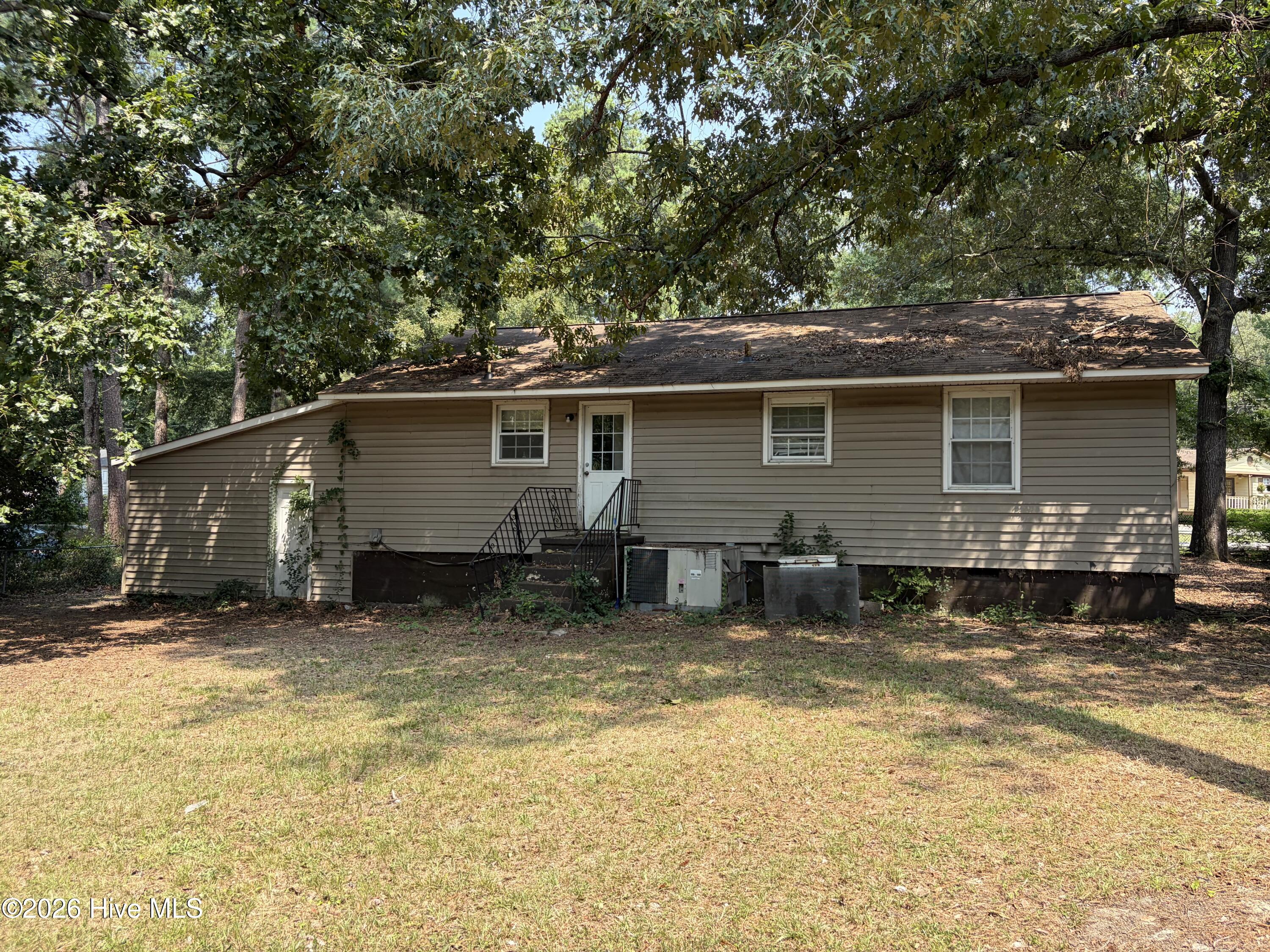 2415 Dickey Road Property Photo 3