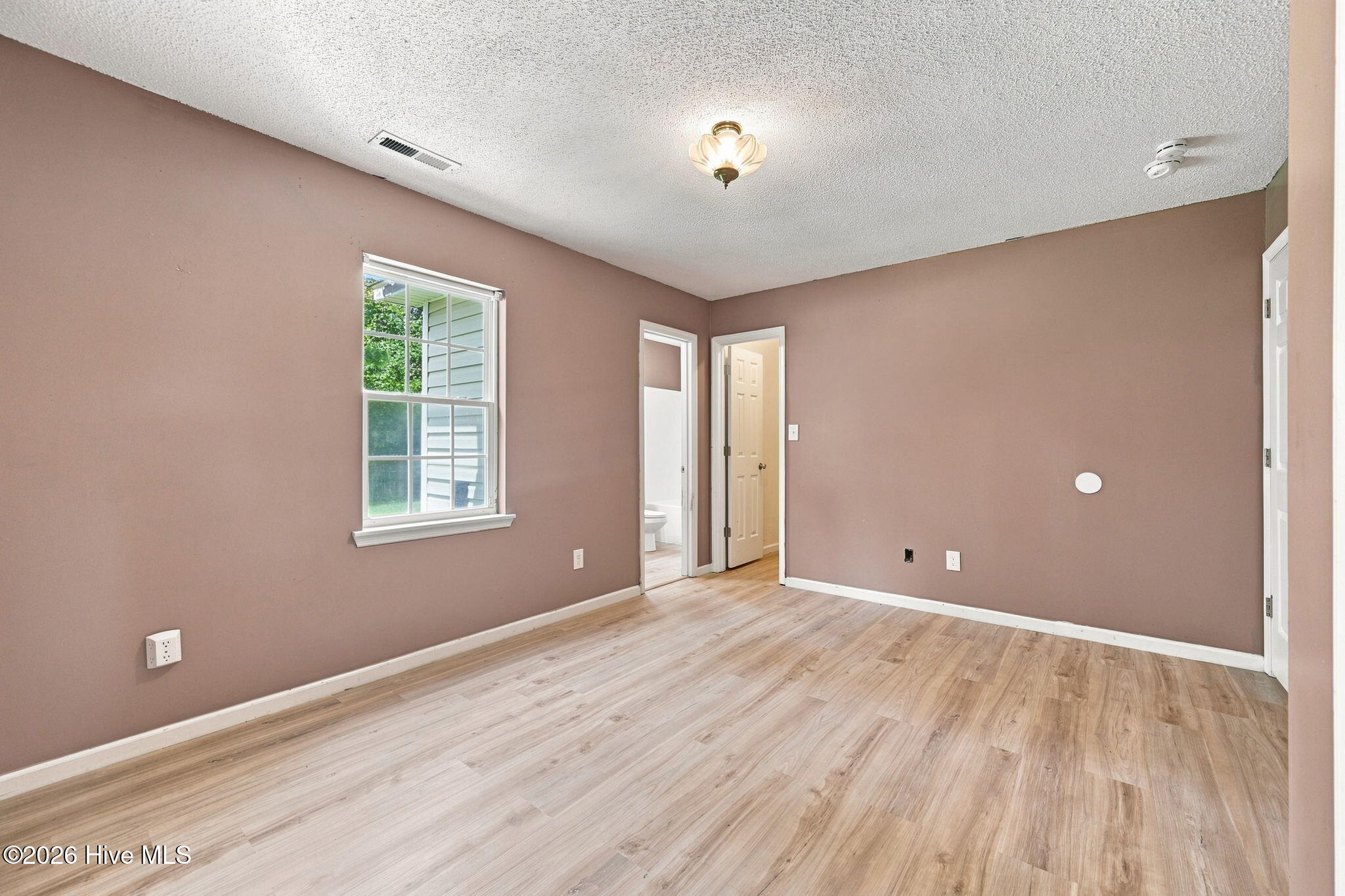 114 Pear Tree Lane Property Photo 7