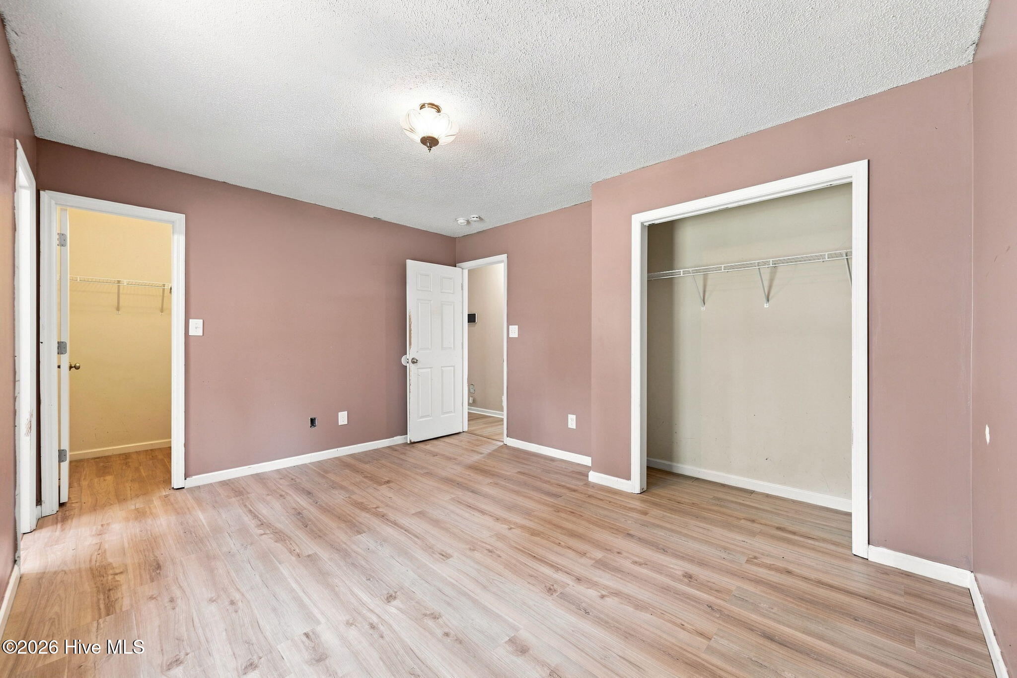 114 Pear Tree Lane Property Photo 8