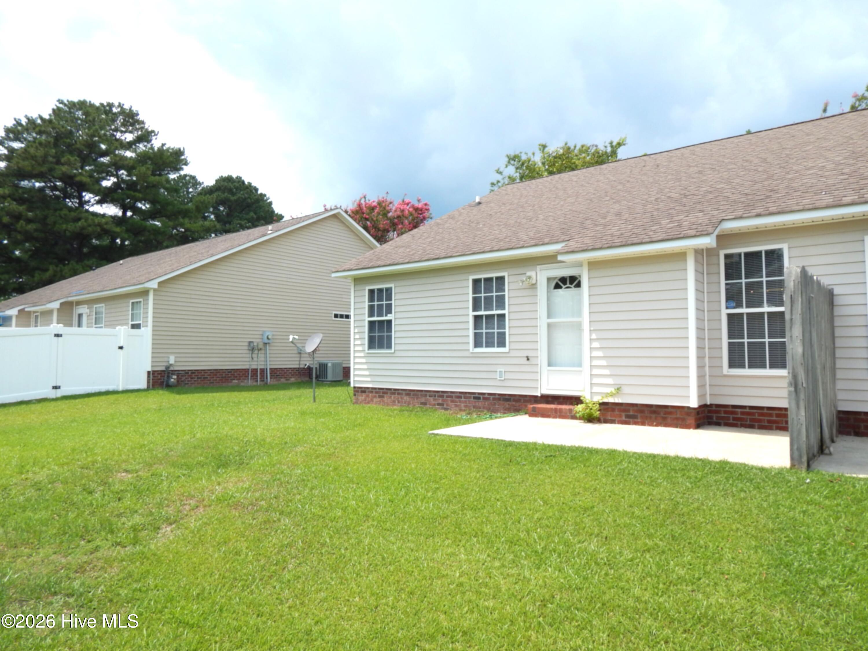 2903 Flintridge Drive Property Photo 21