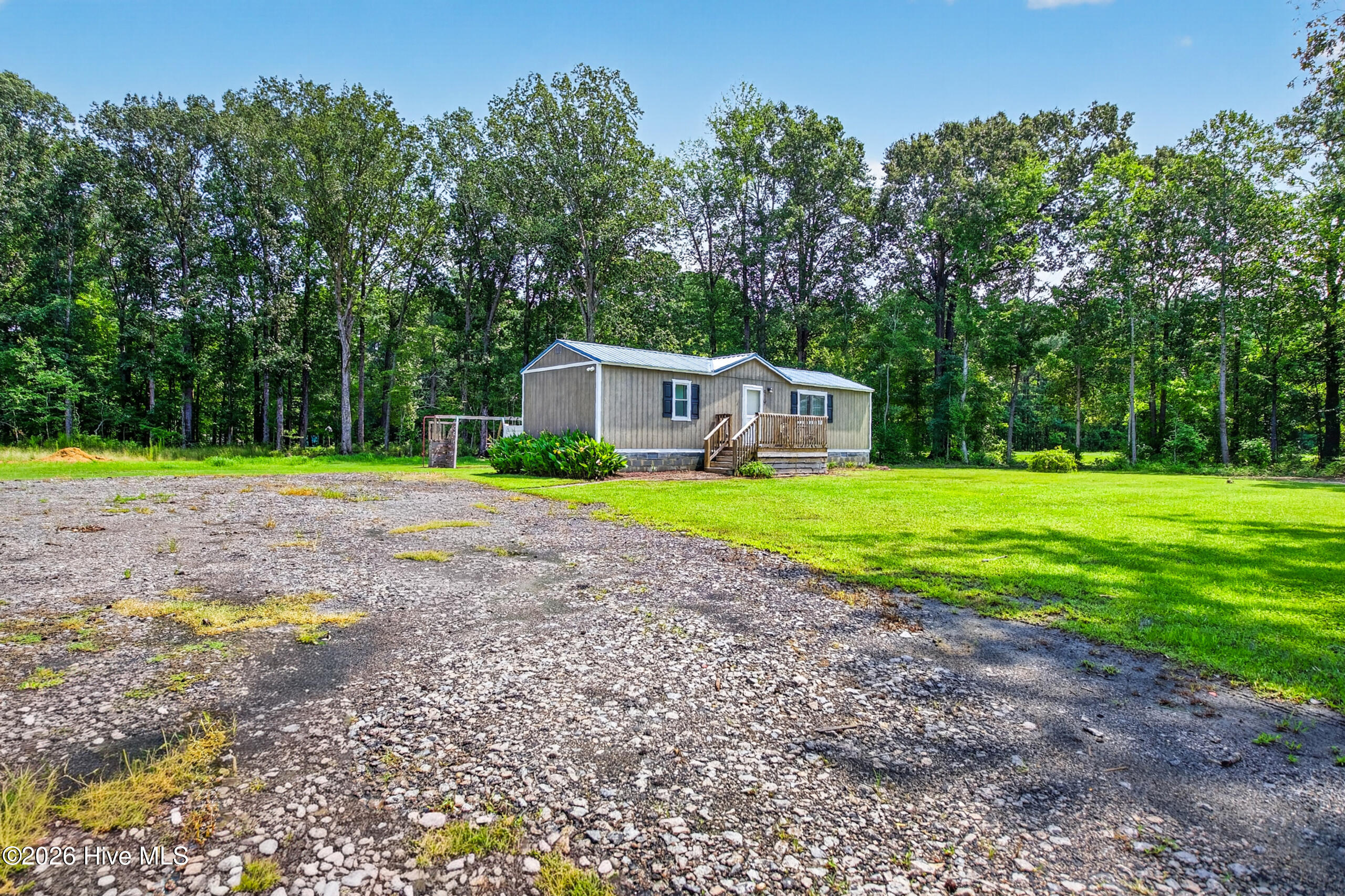 919 Haughton Road Property Photo 3