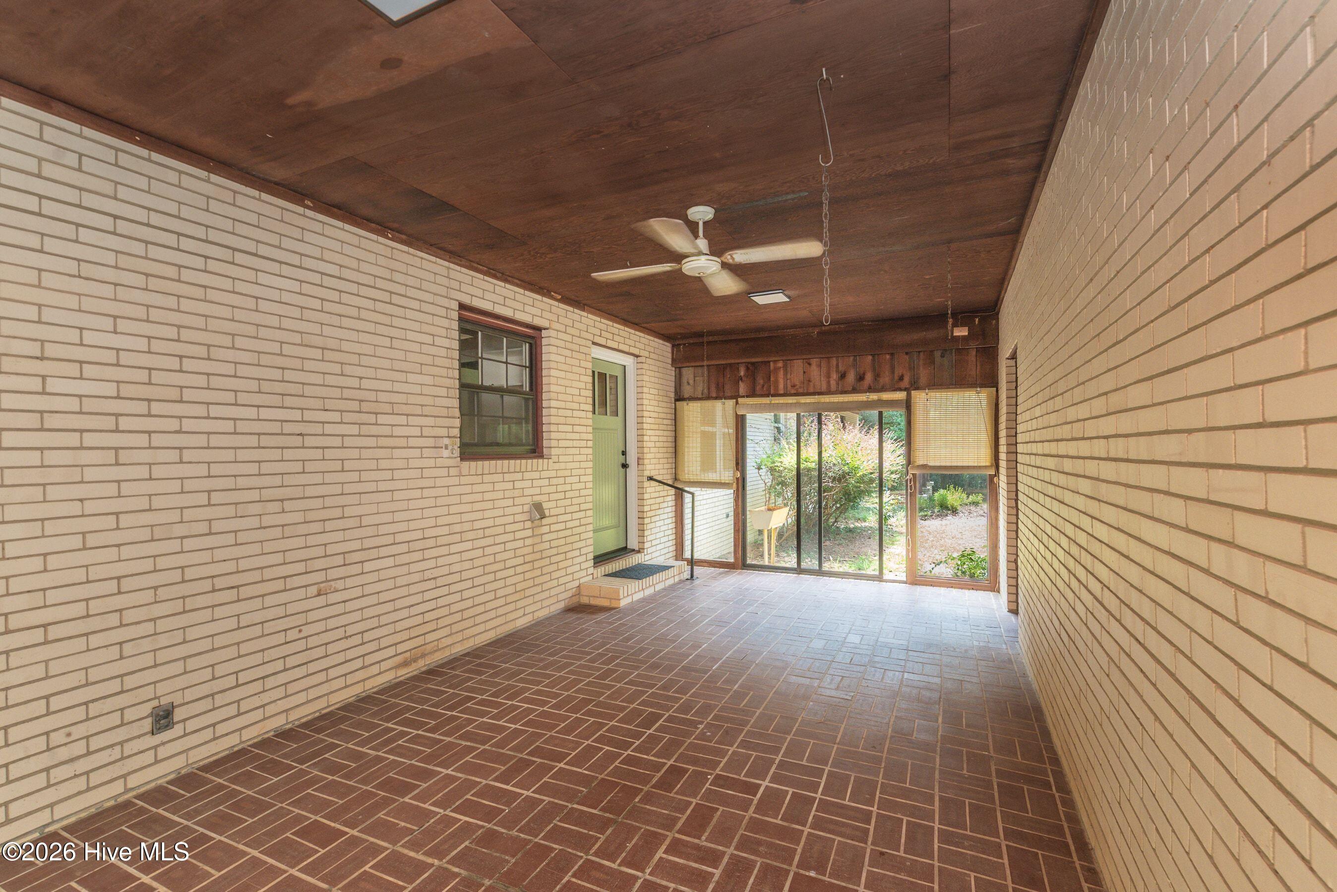 701 Meyers Street Property Photo 56