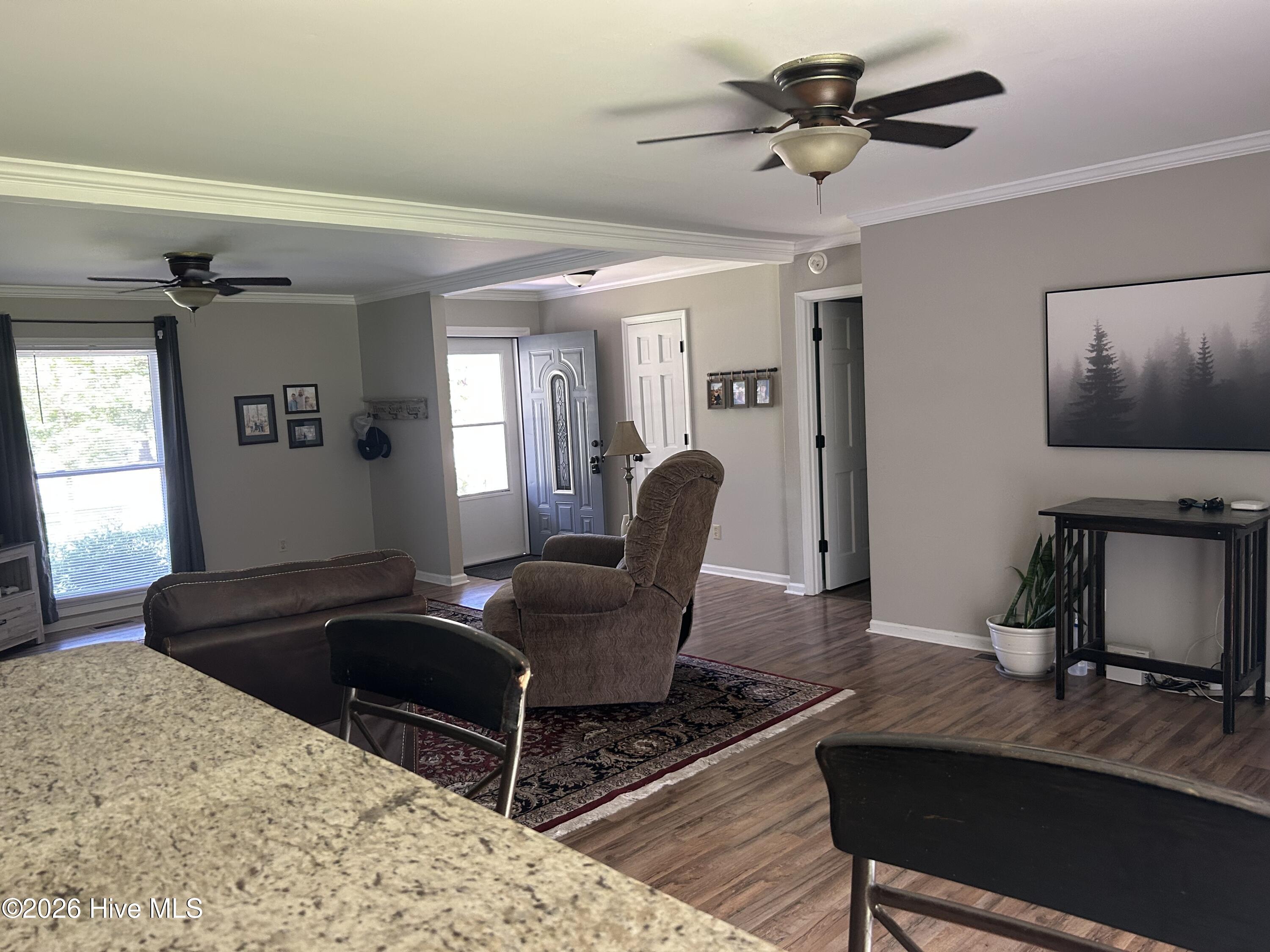 197 Hillcrest Drive Property Photo 14