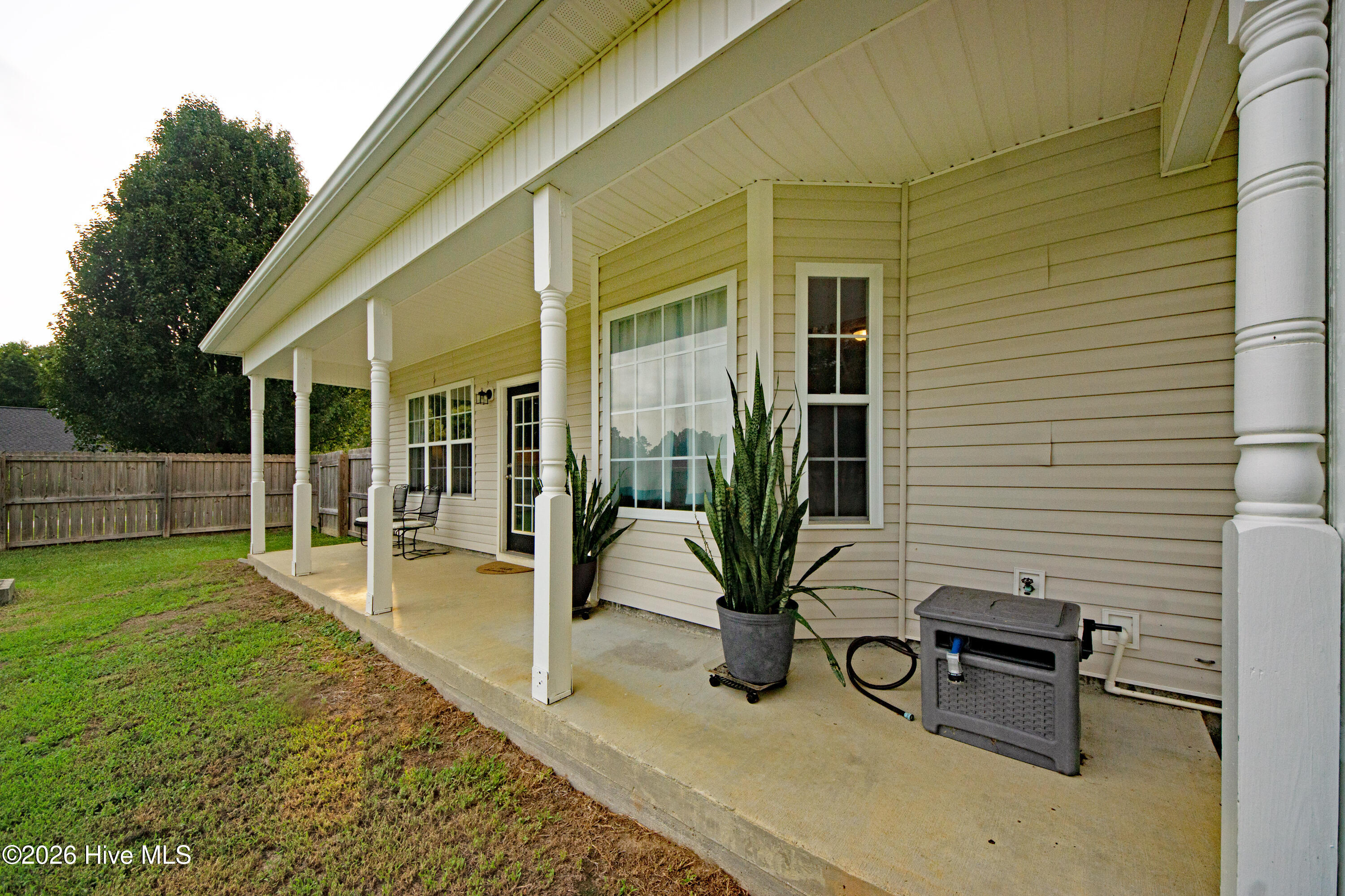 104 Spring Leaf Lane Property Photo 10
