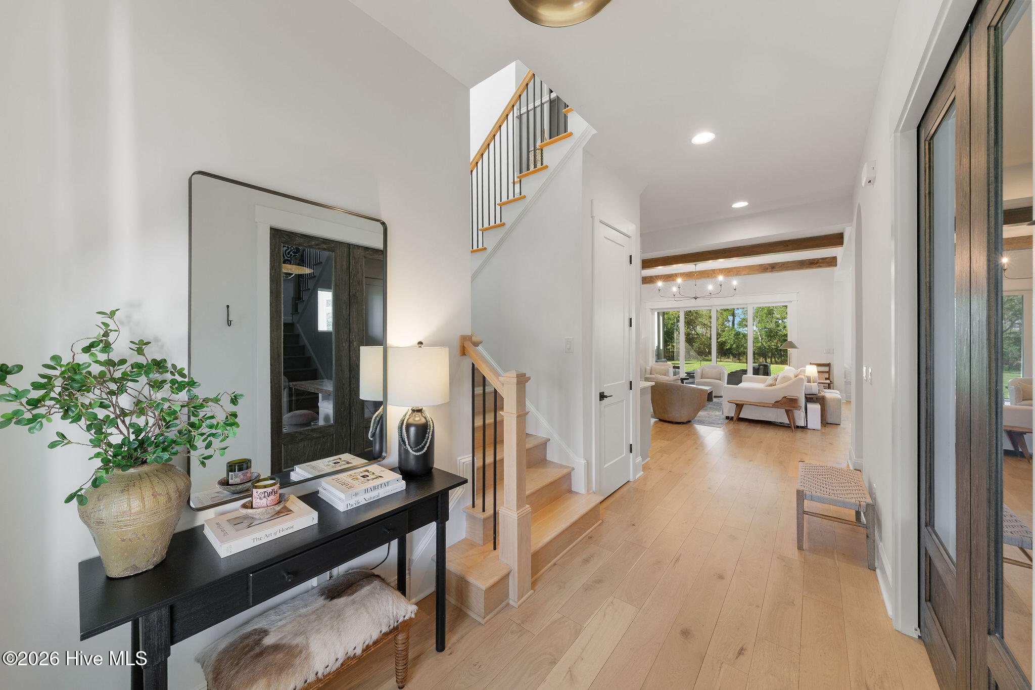 303 Botany Bay Place Property Photo 9