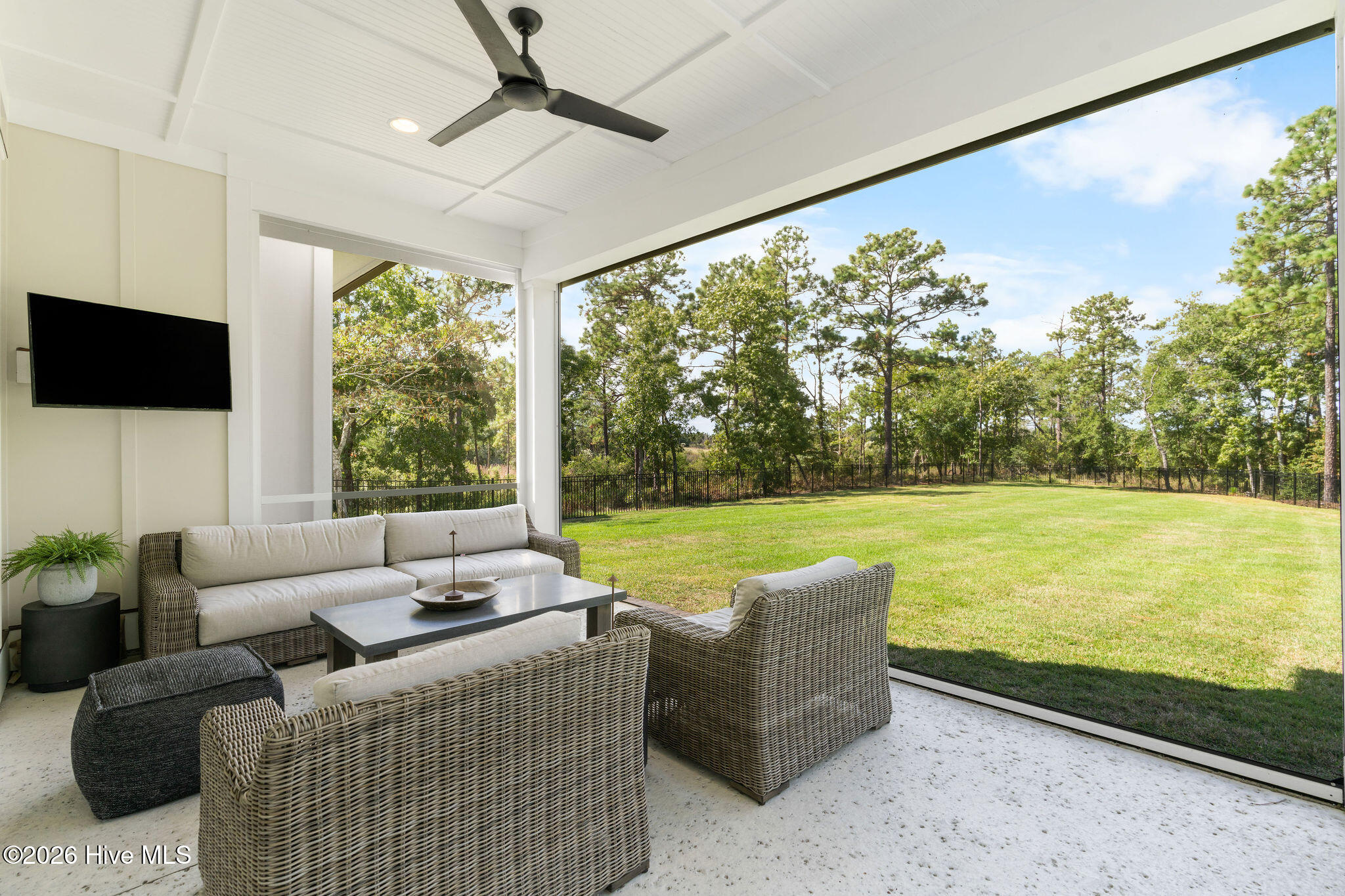 303 Botany Bay Place Property Photo 22