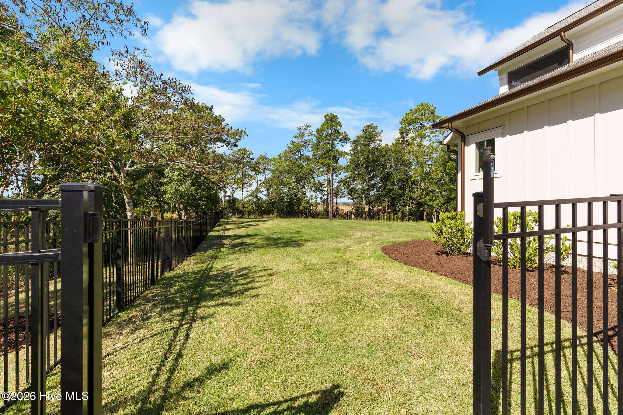 303 Botany Bay Place Property Photo 24