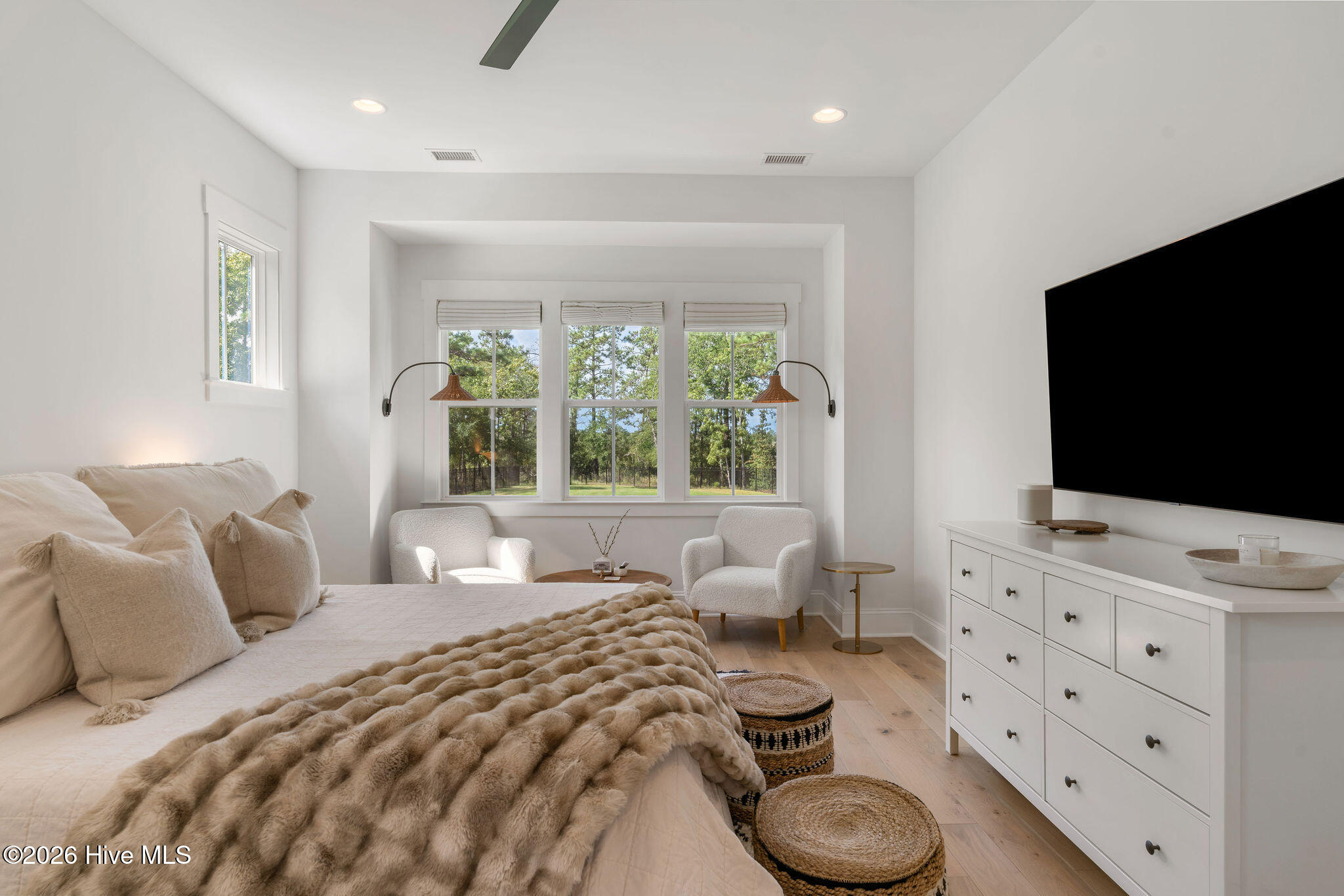 303 Botany Bay Place Property Photo 48