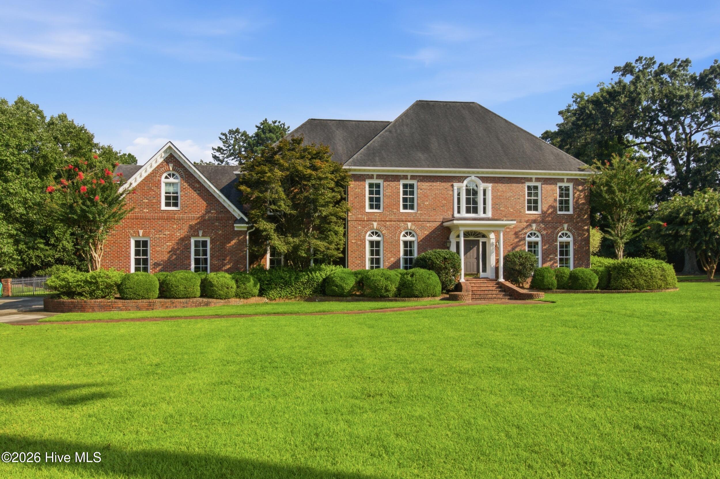 1107 Country Club Drive Property Photo 1