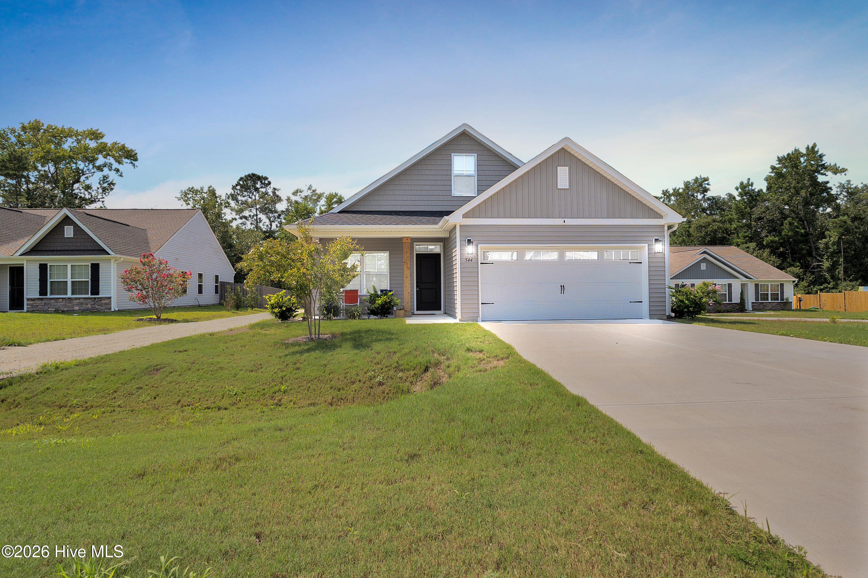 544 Poppleton Drive Property Photo 3