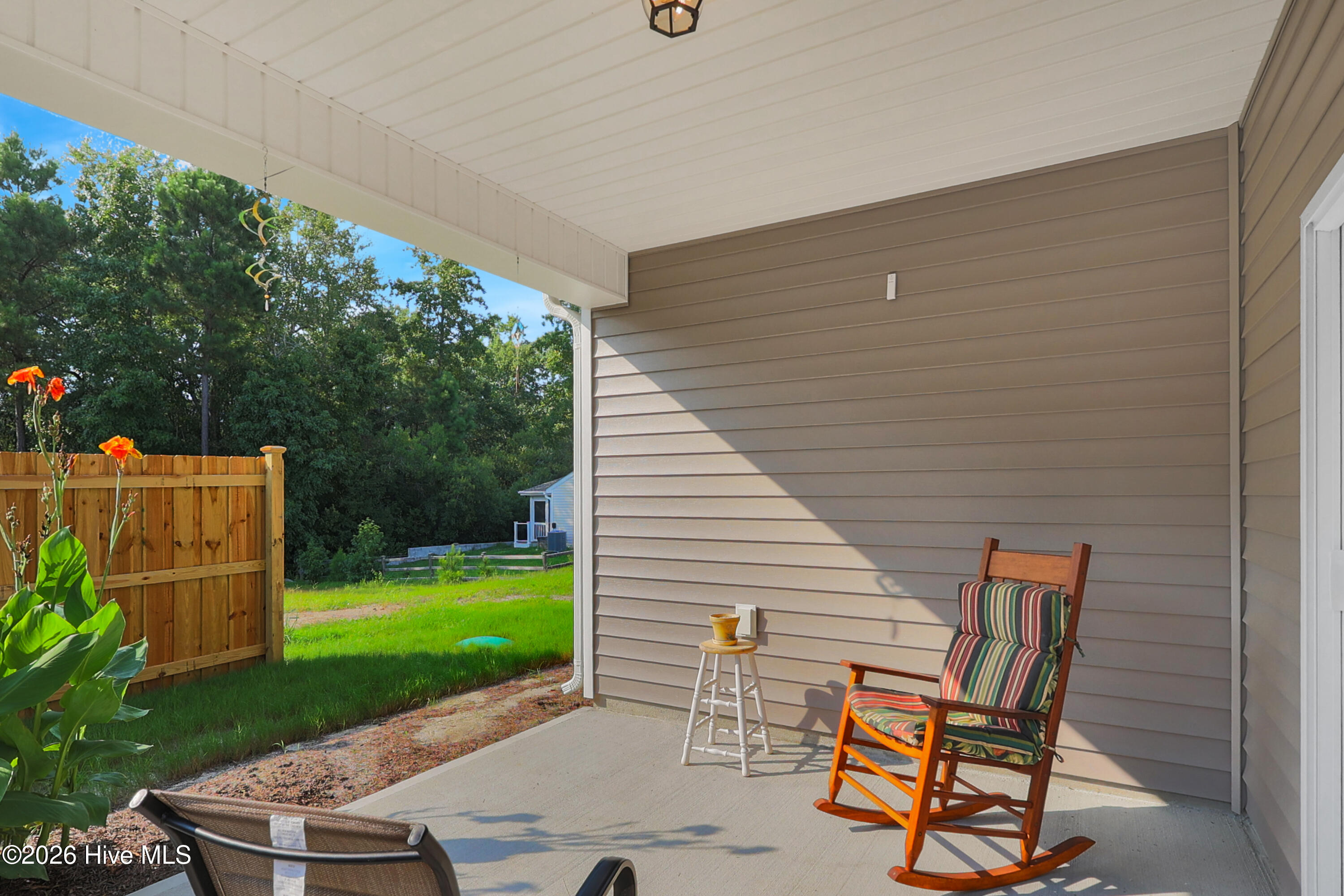544 Poppleton Drive Property Photo 14