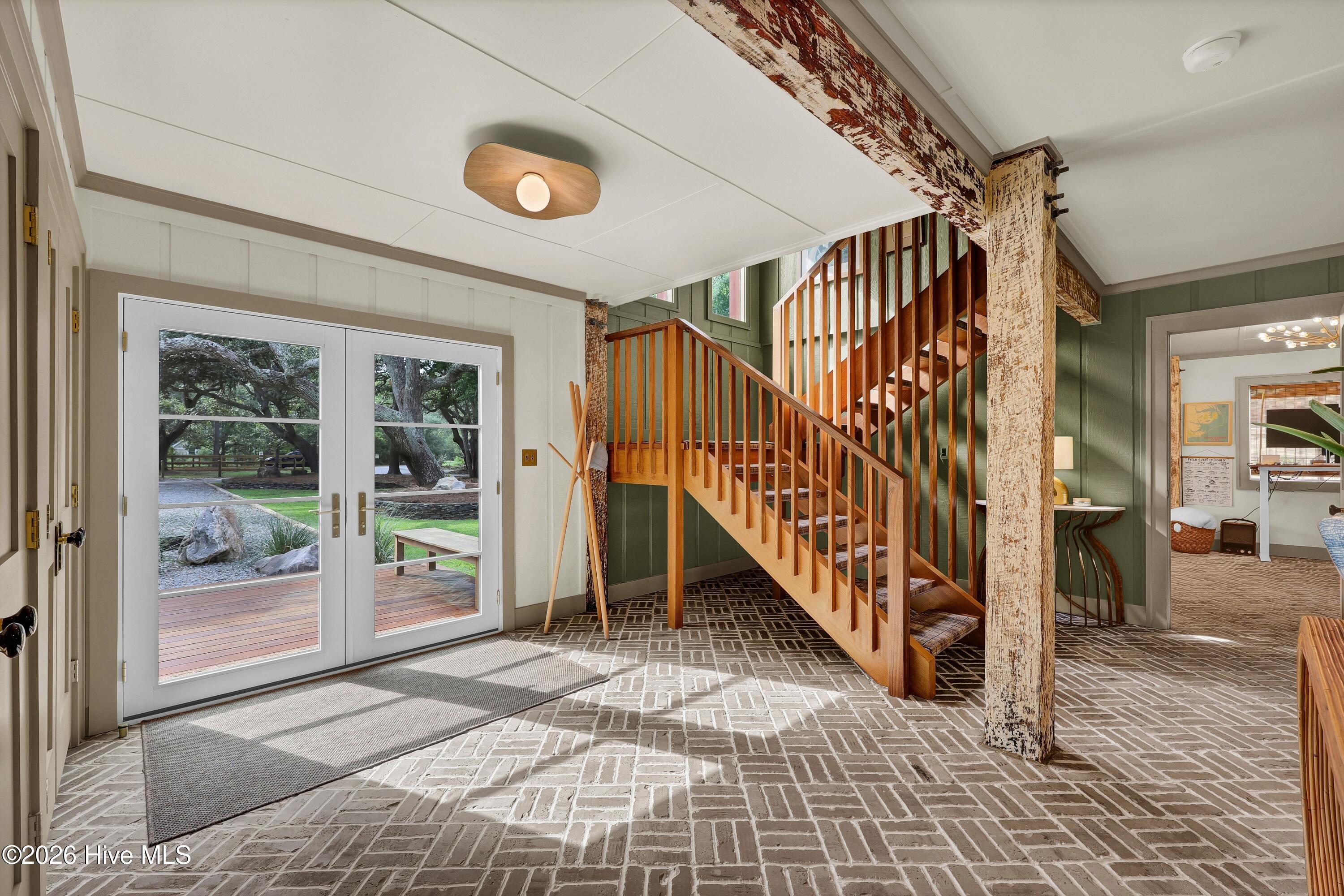 1839 Newkirk Road Property Photo 12