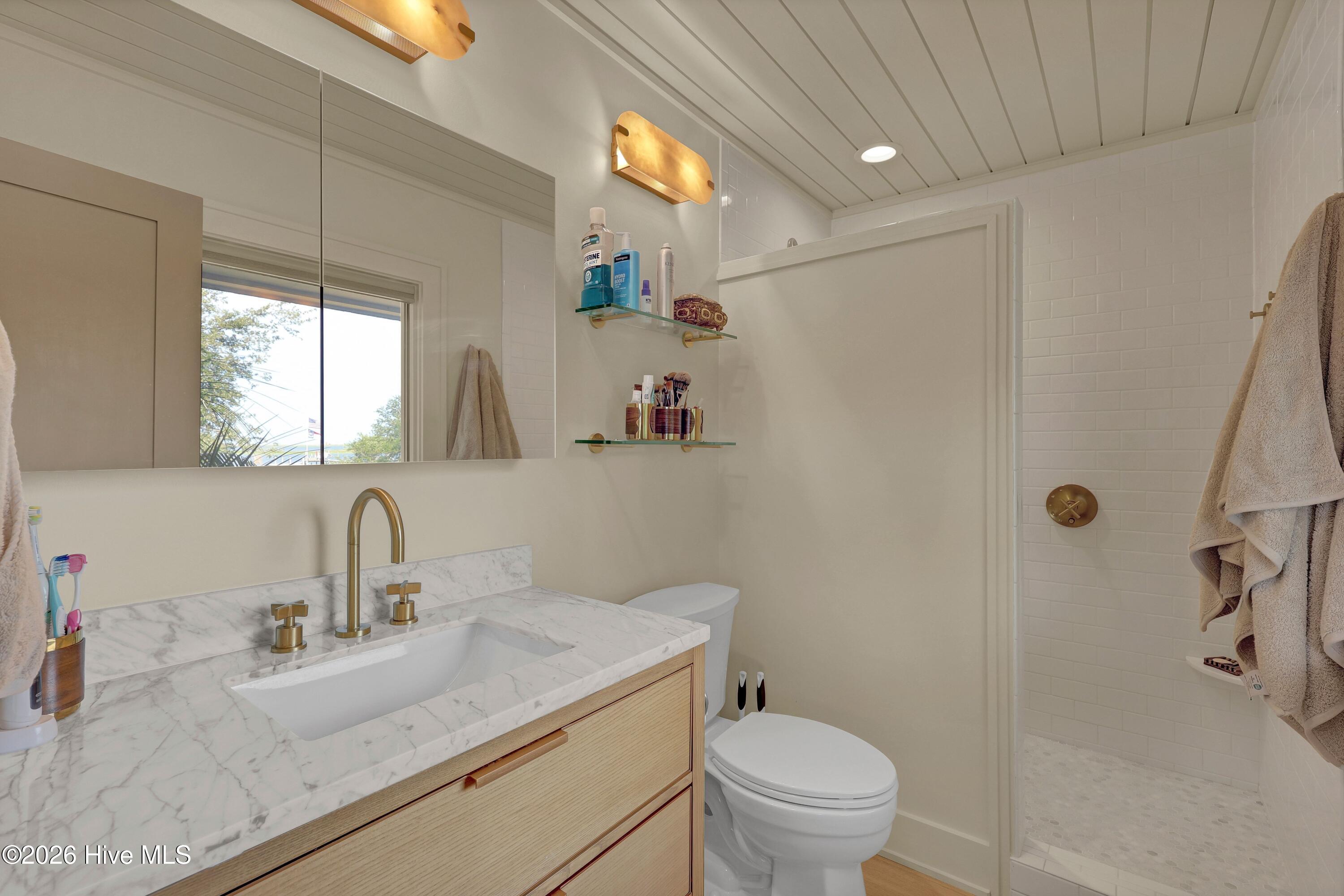 1839 Newkirk Road Property Photo 36