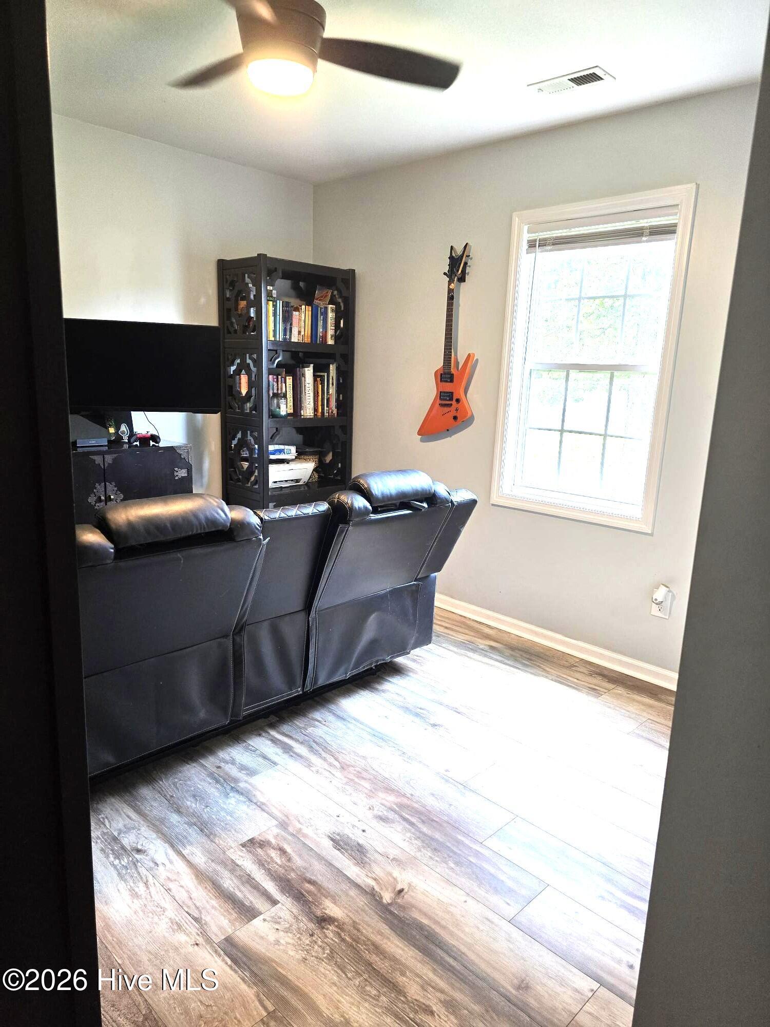 219 Loren Road Property Photo 20