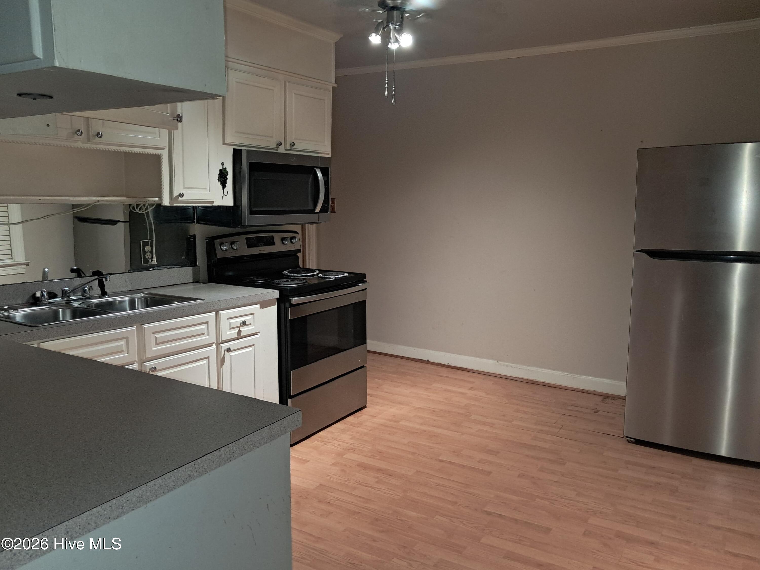 1409 Rhem Street Property Photo 2