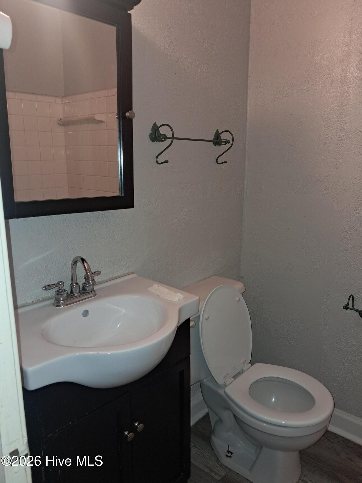 1409 Rhem Street Property Photo 6