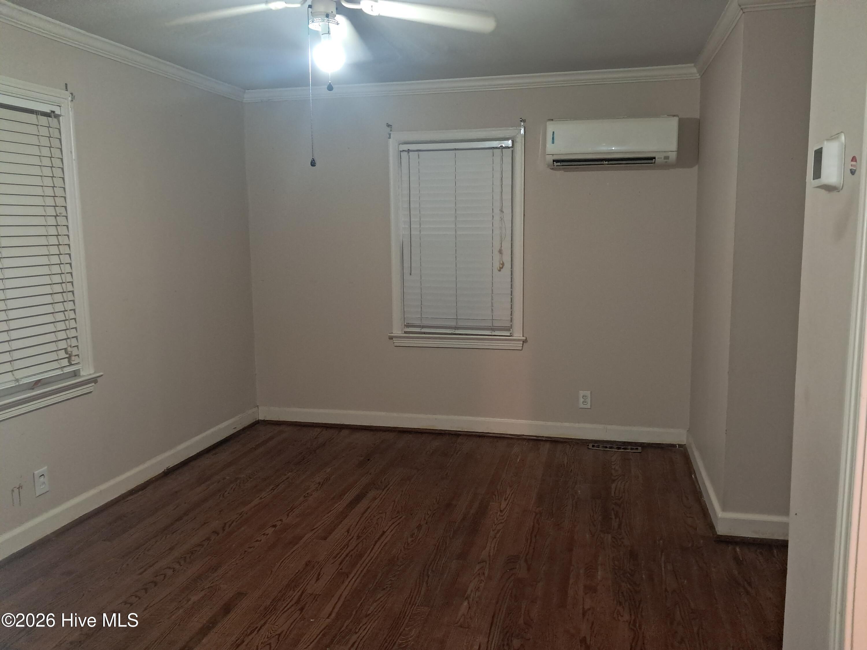1409 Rhem Street Property Photo 10
