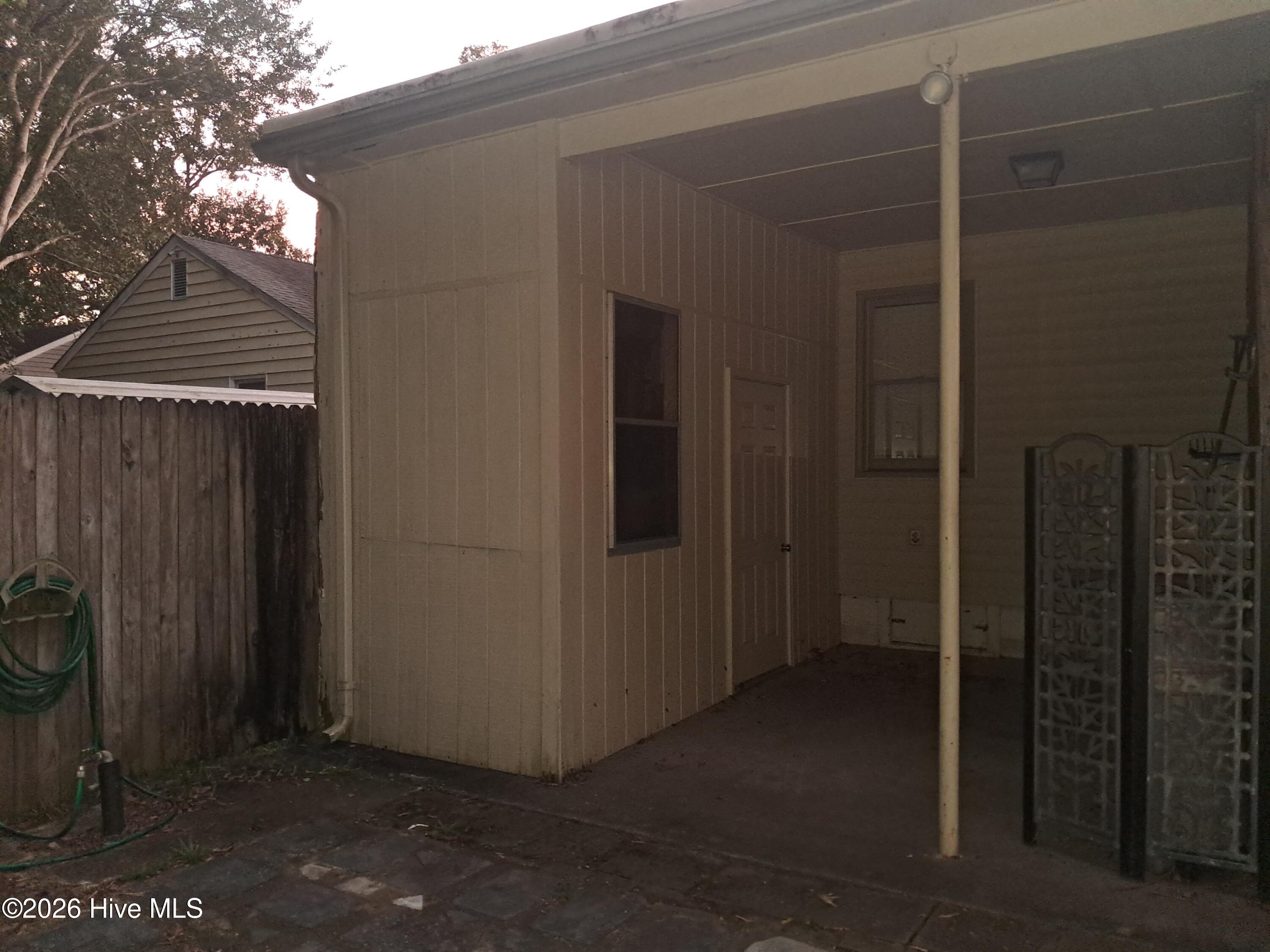 1409 Rhem Street Property Photo 14