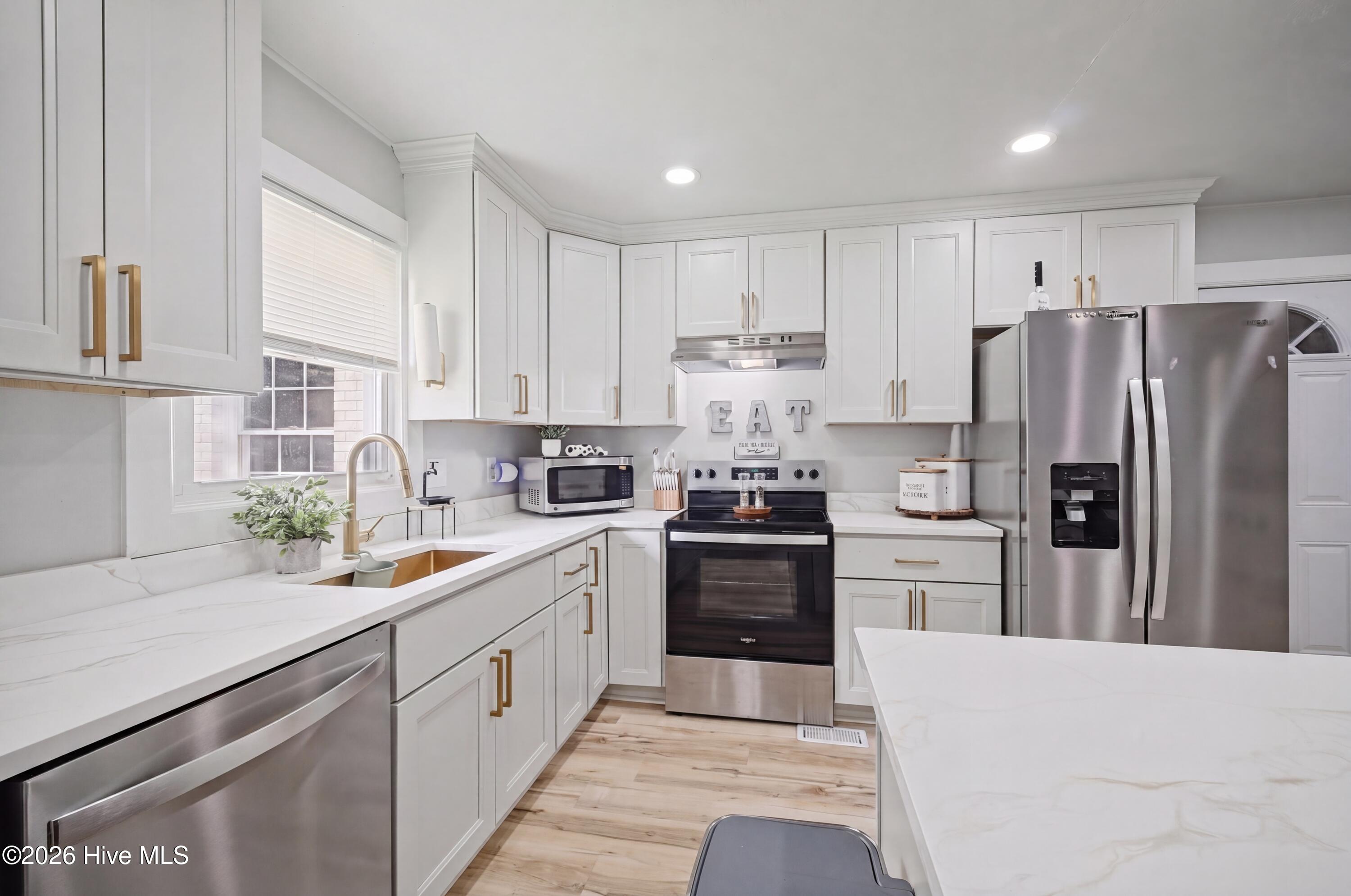 534 White Oak Road Property Photo 14