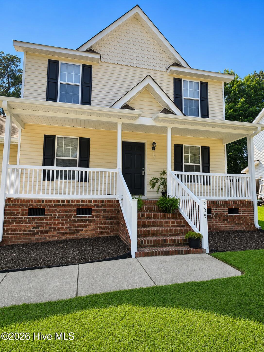 205 Spinel Lane Property Photo 4