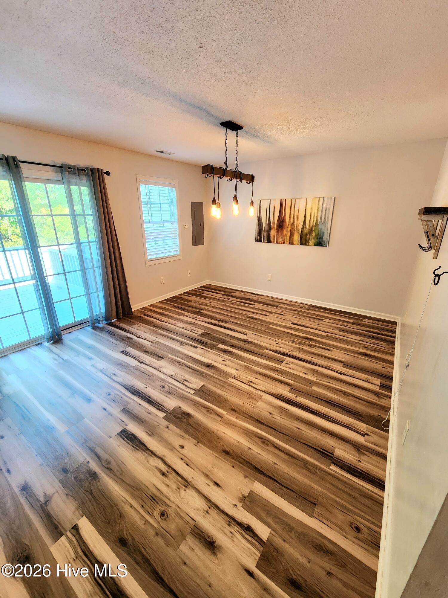 182 Kelly Circle Property Photo 7