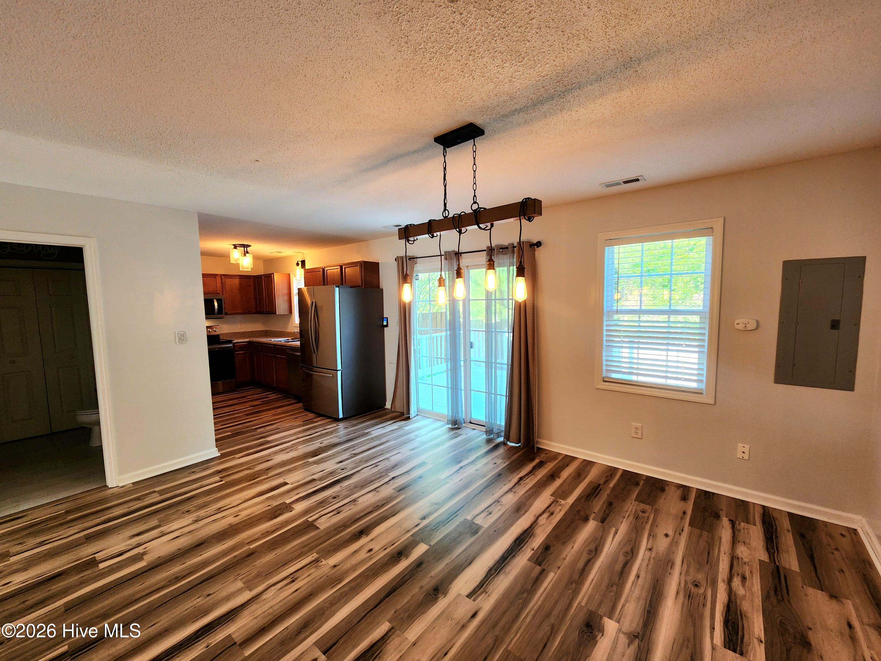 182 Kelly Circle Property Photo 10