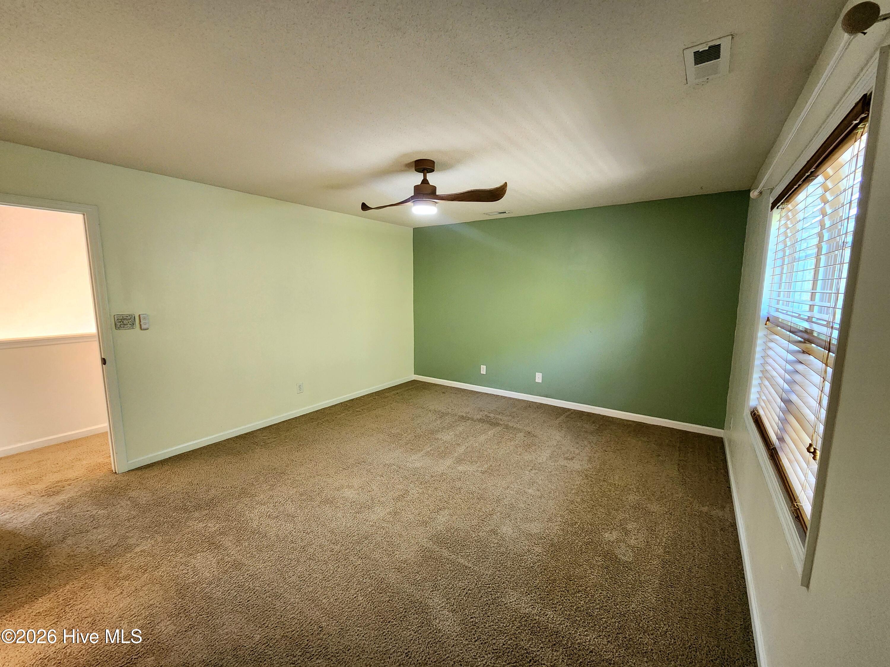 182 Kelly Circle Property Photo 19